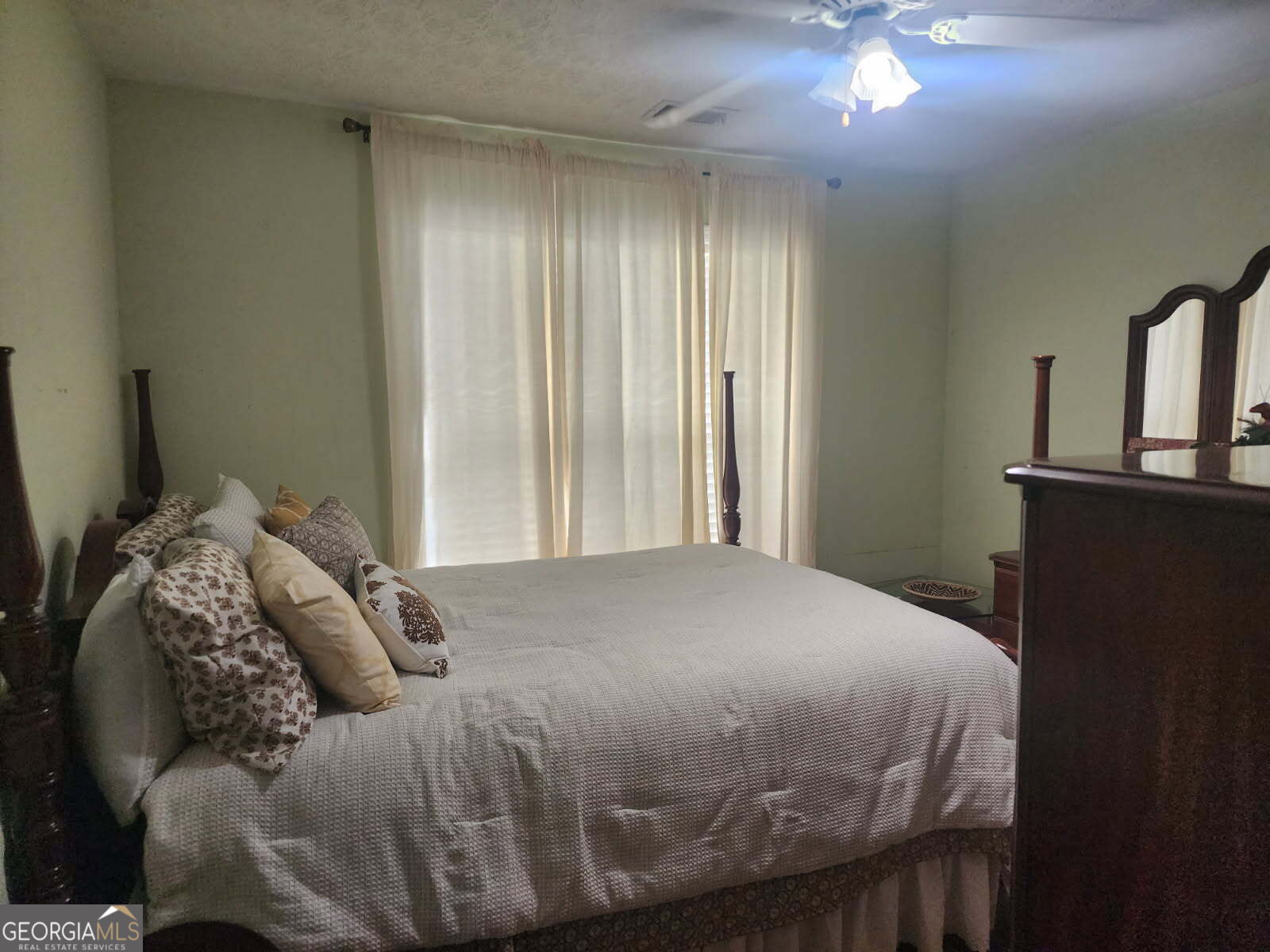 1642 Mission Park Drive Property Photo 2