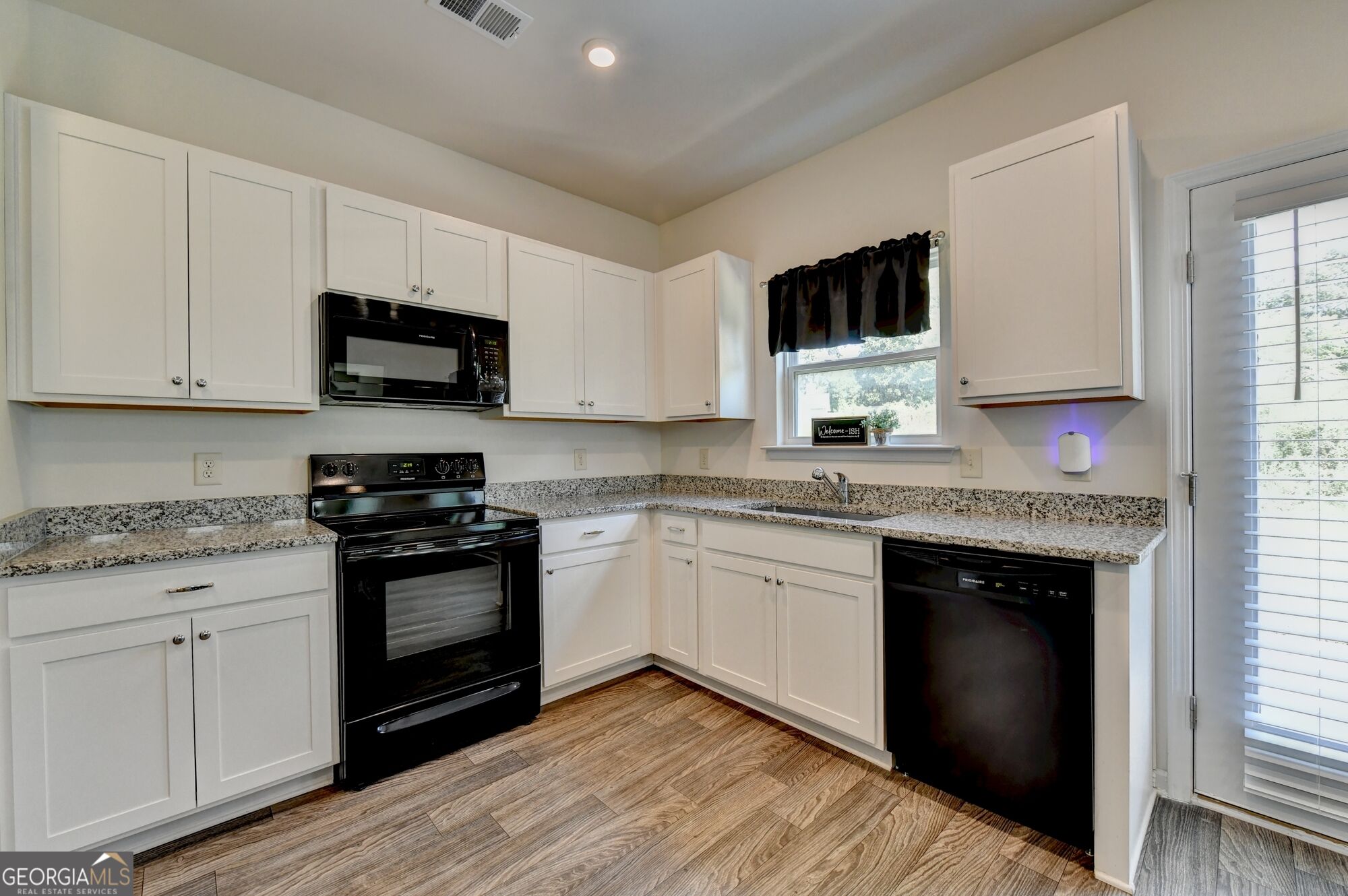 20 Eagle Drive Nw Property Photo 24