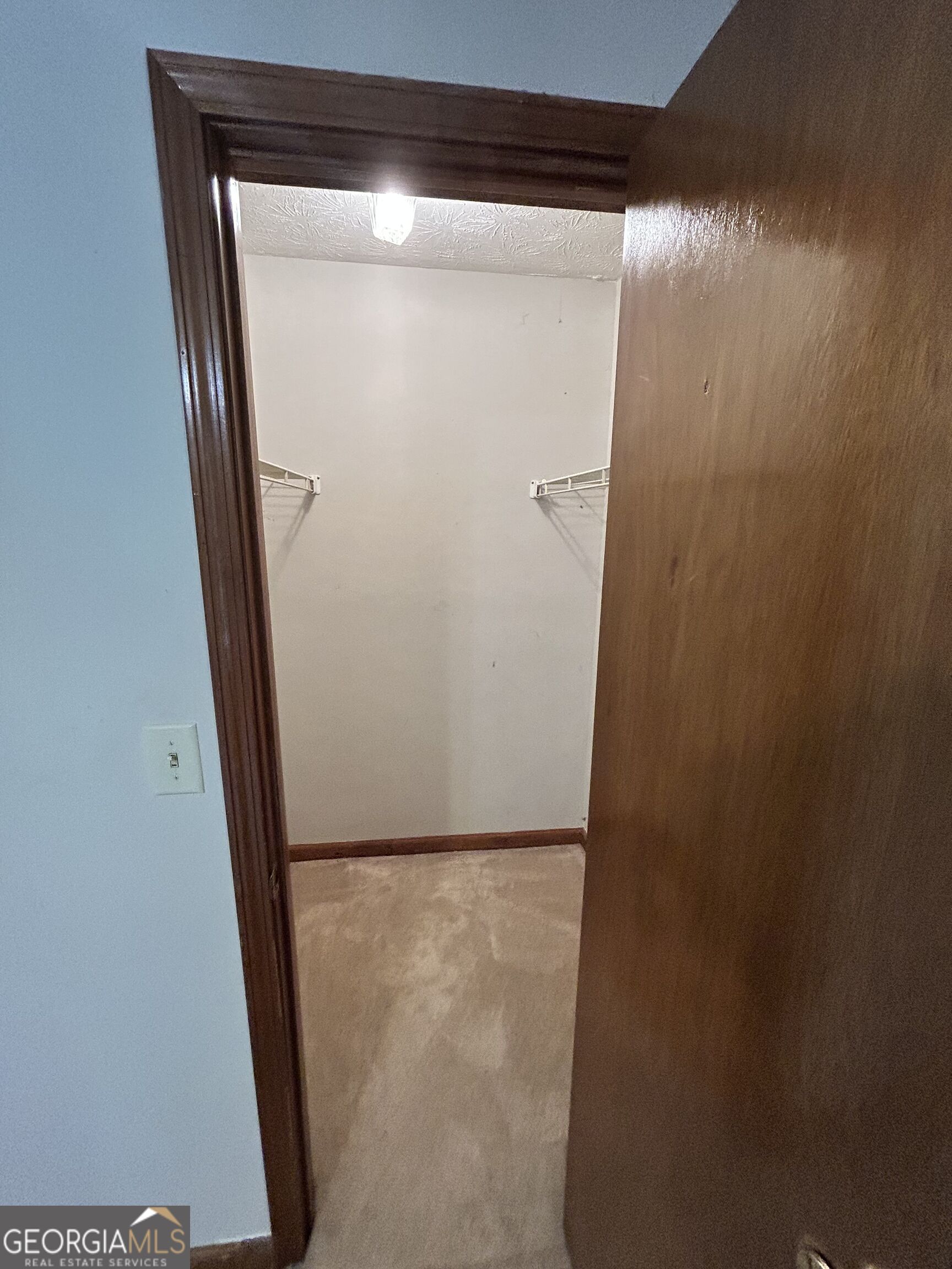 70 E Dollar Circle Property Photo 7