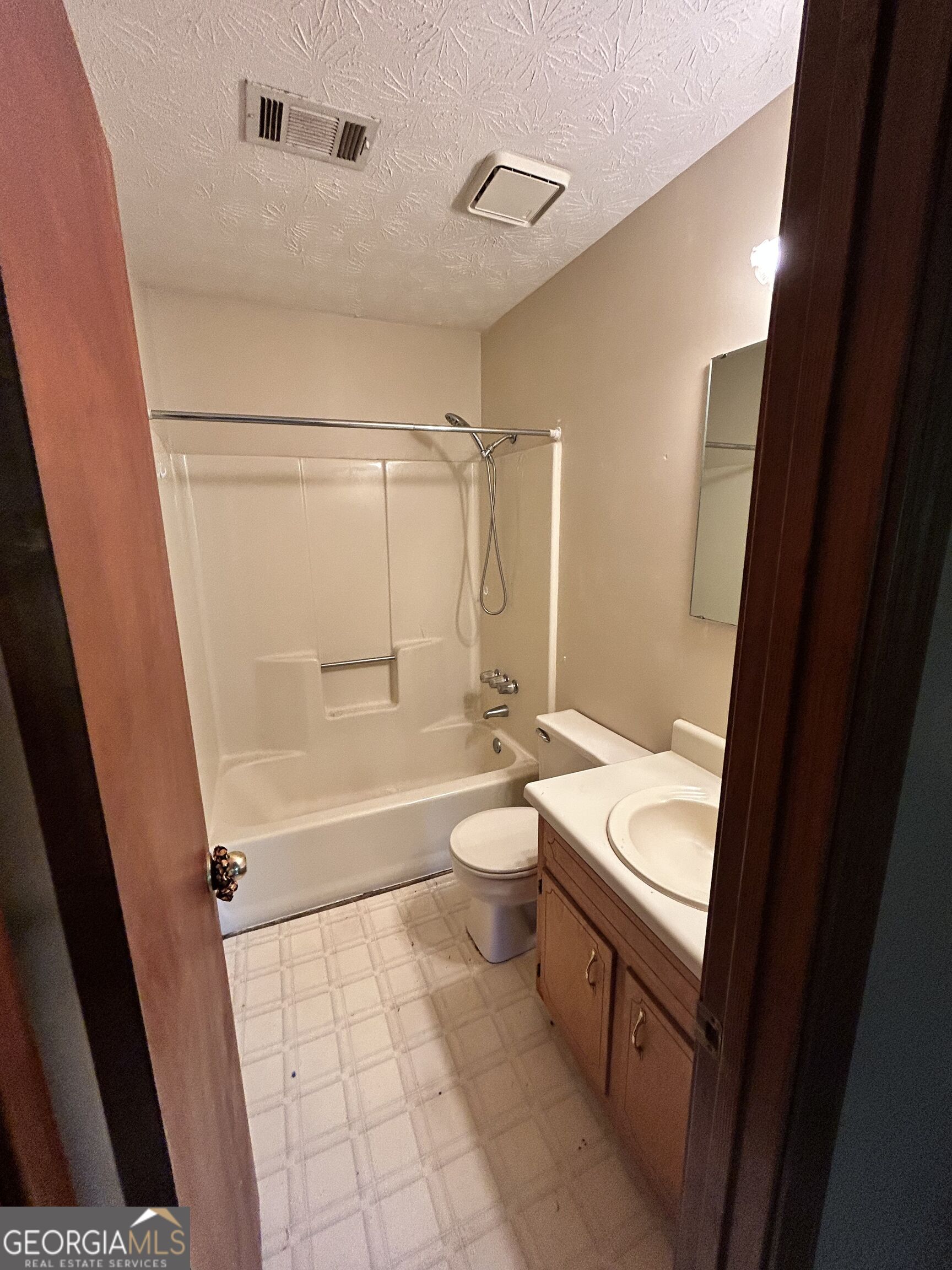 70 E Dollar Circle Property Photo 8