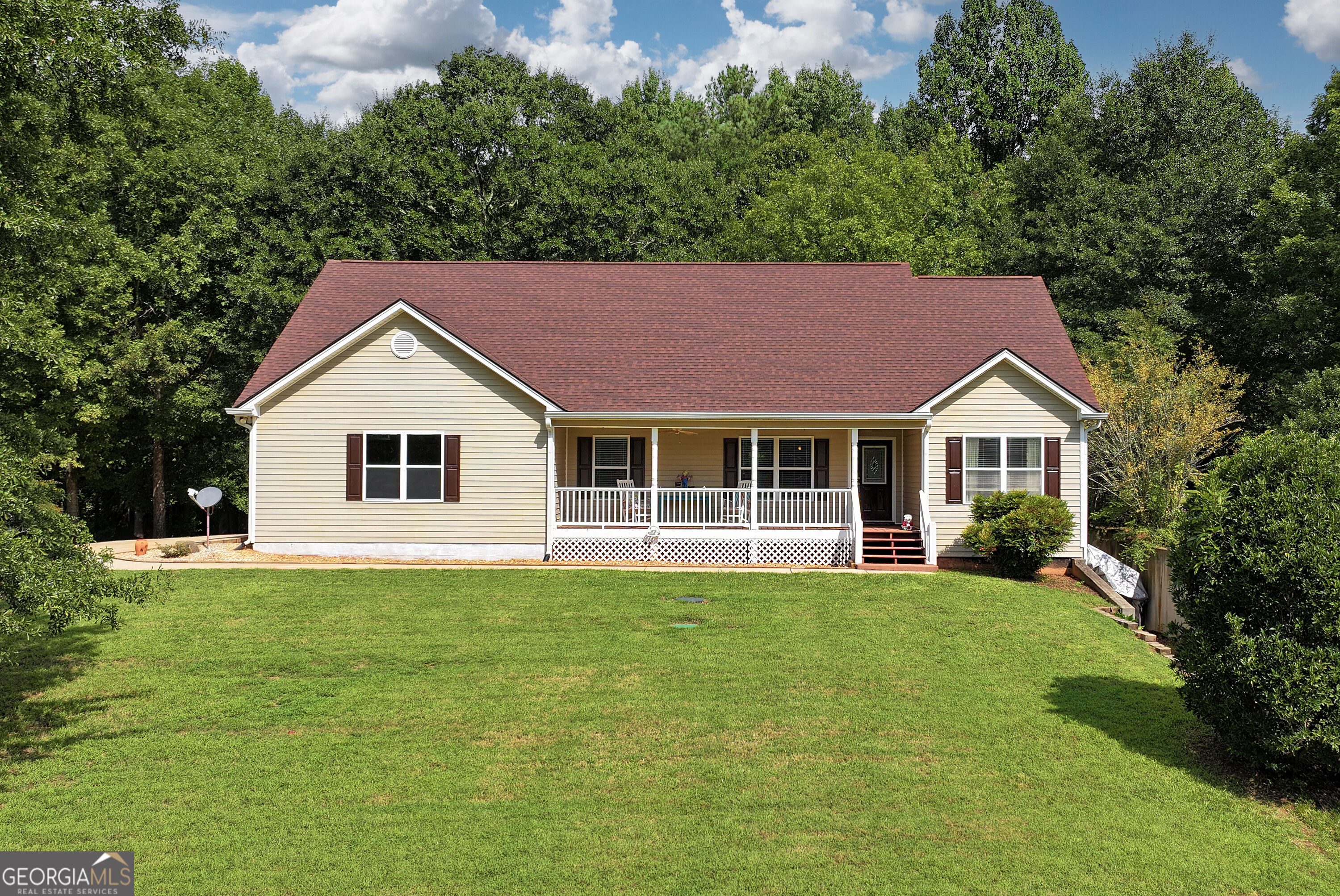 817 Bluejay Way Property Photo 1
