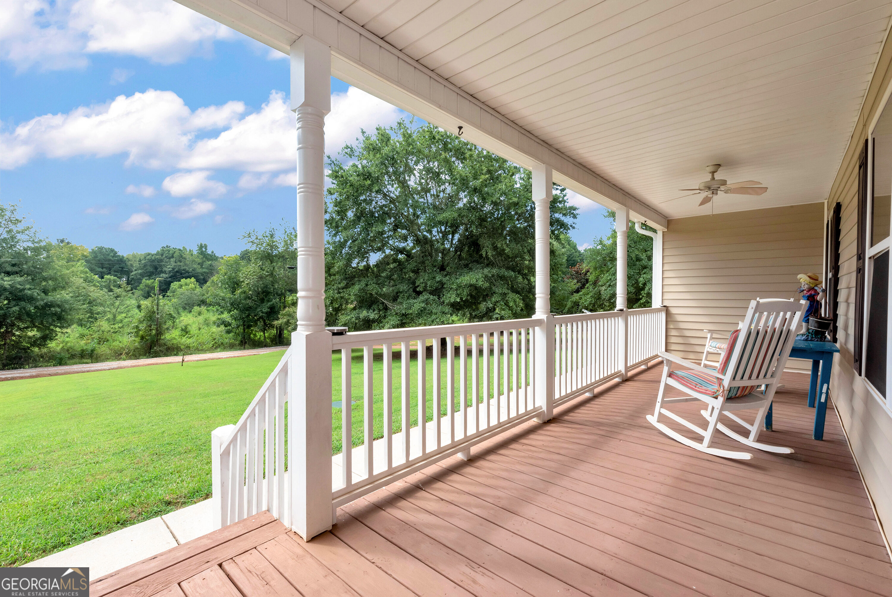 817 Bluejay Way Property Photo 15