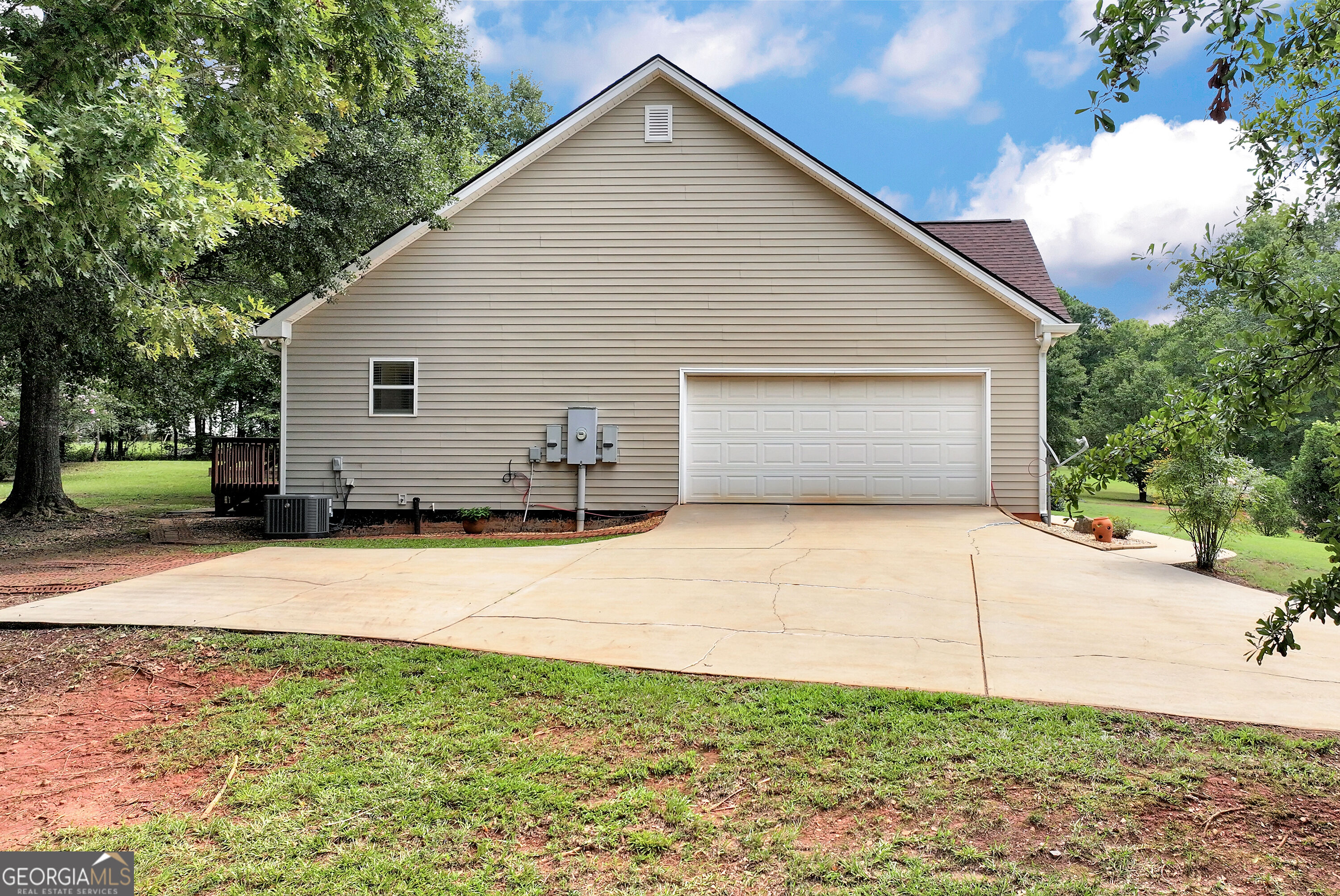 817 Bluejay Way Property Photo 17