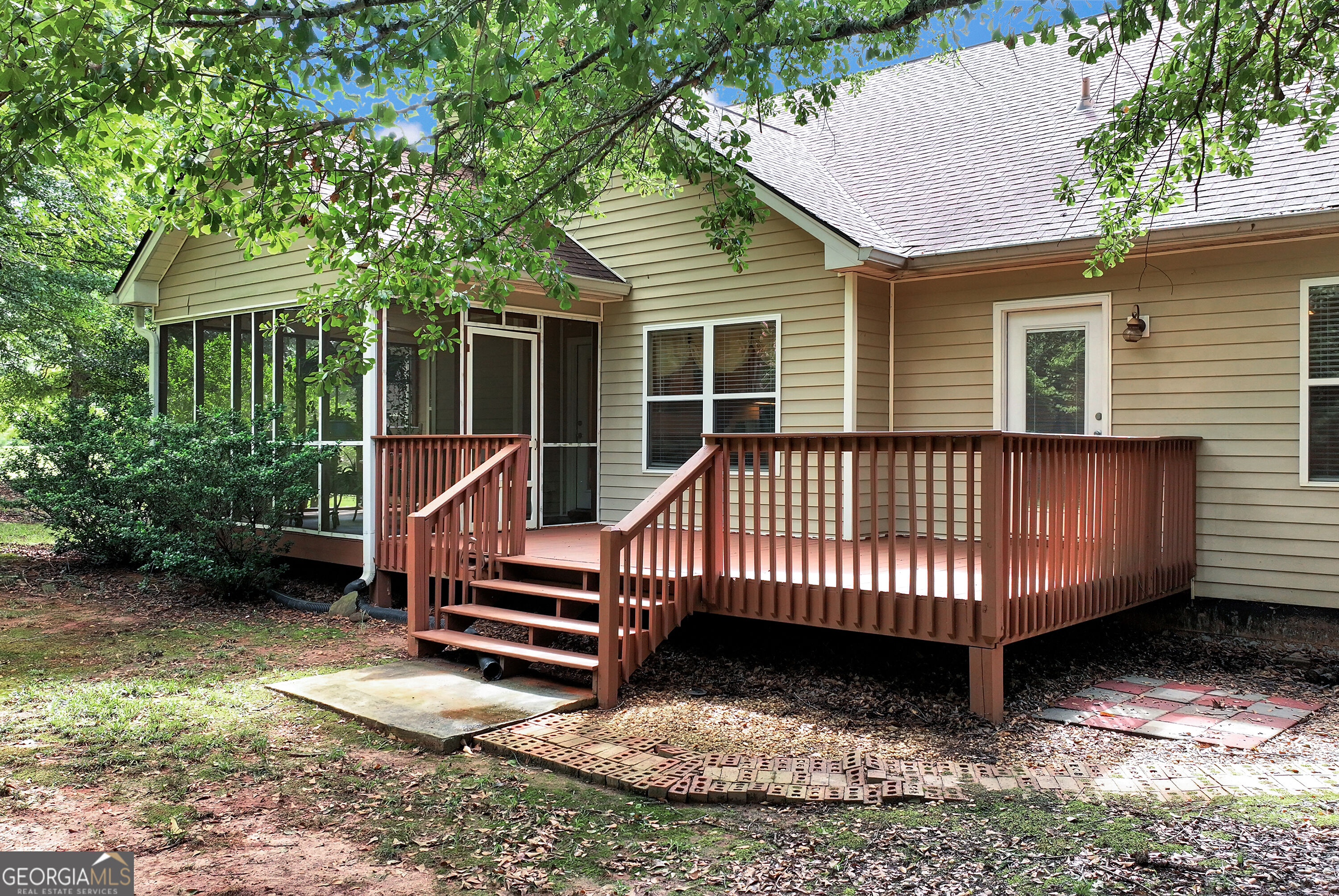 817 Bluejay Way Property Photo 19