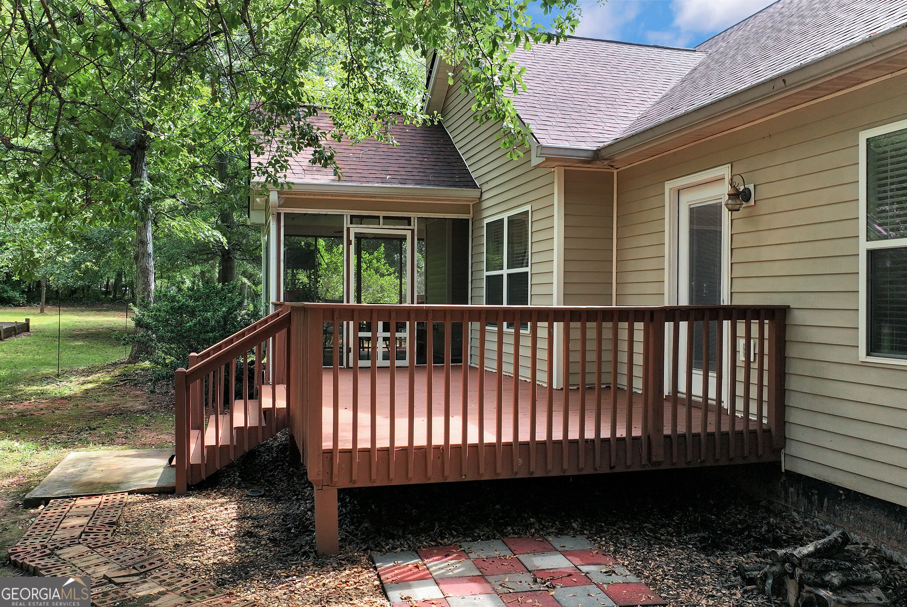 817 Bluejay Way Property Photo 20