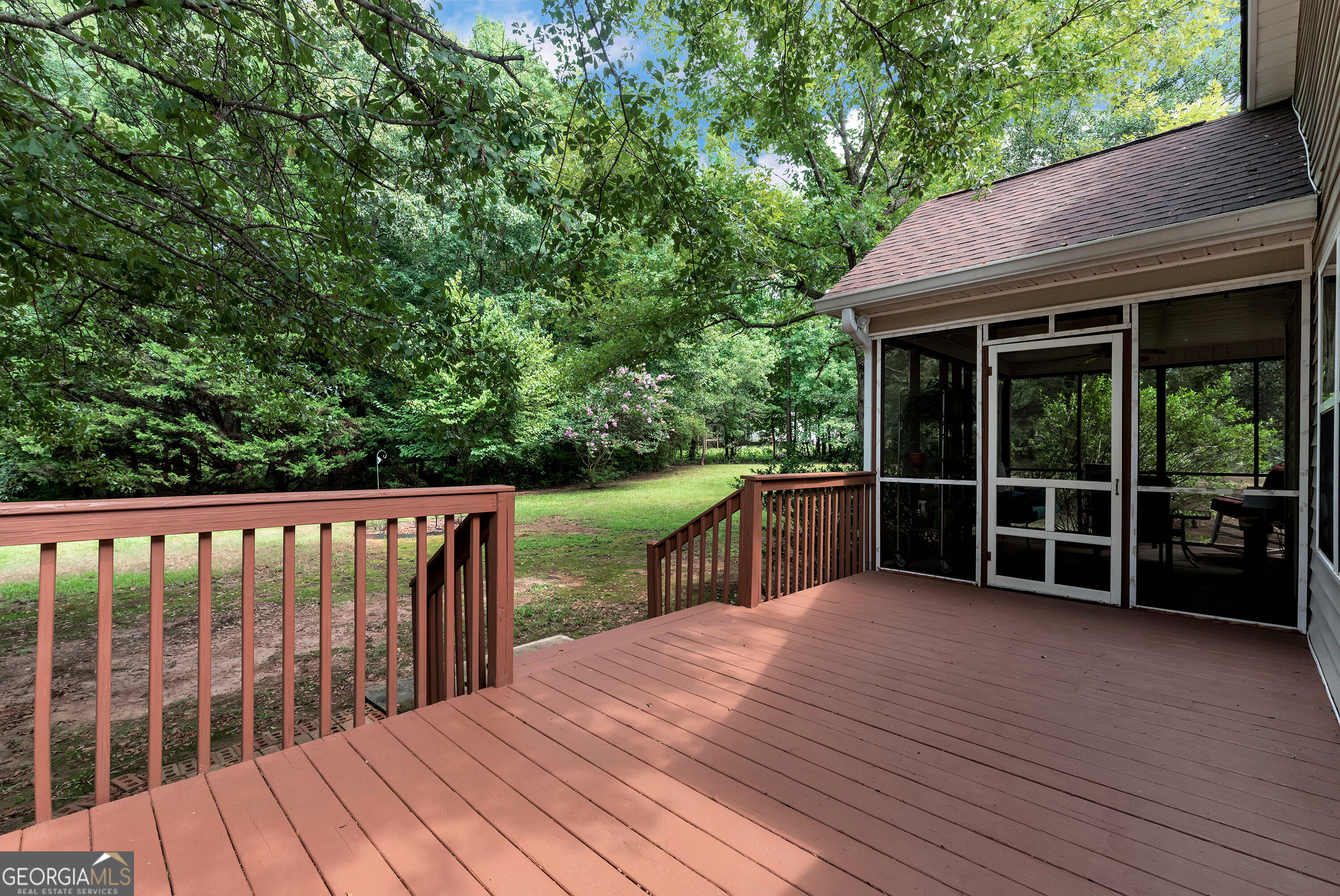 817 Bluejay Way Property Photo 26
