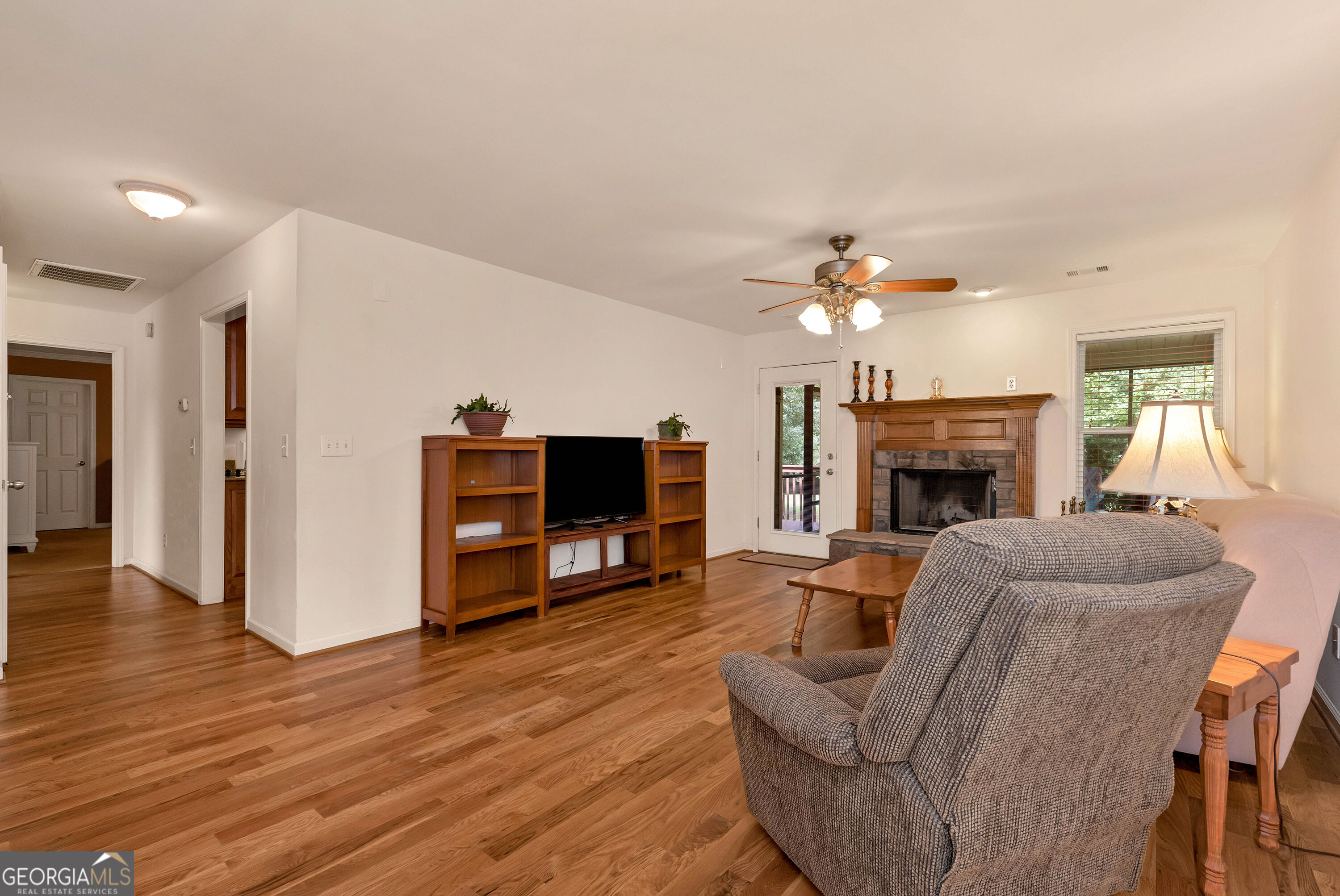 817 Bluejay Way Property Photo 35