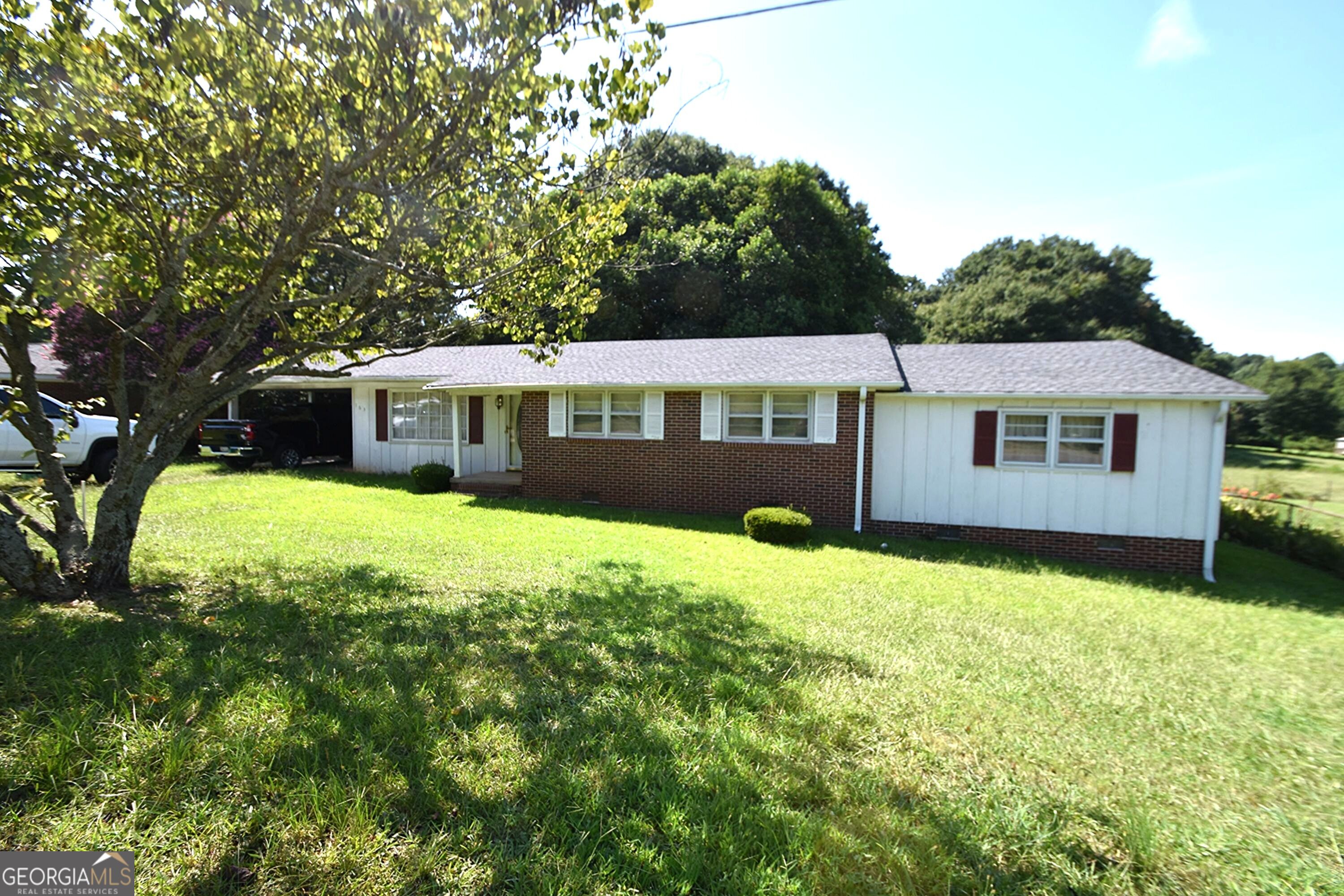 163 Third Street Property Photo 2