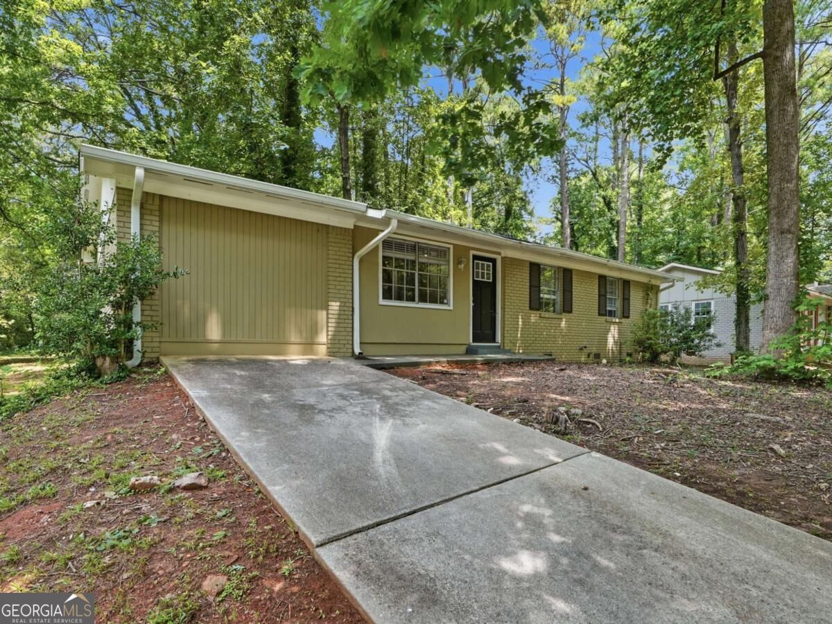 4448 Malibu Drive Property Photo 4