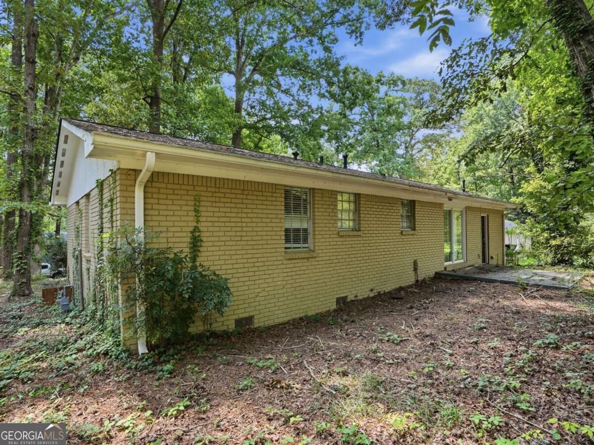 4448 Malibu Drive Property Photo 6