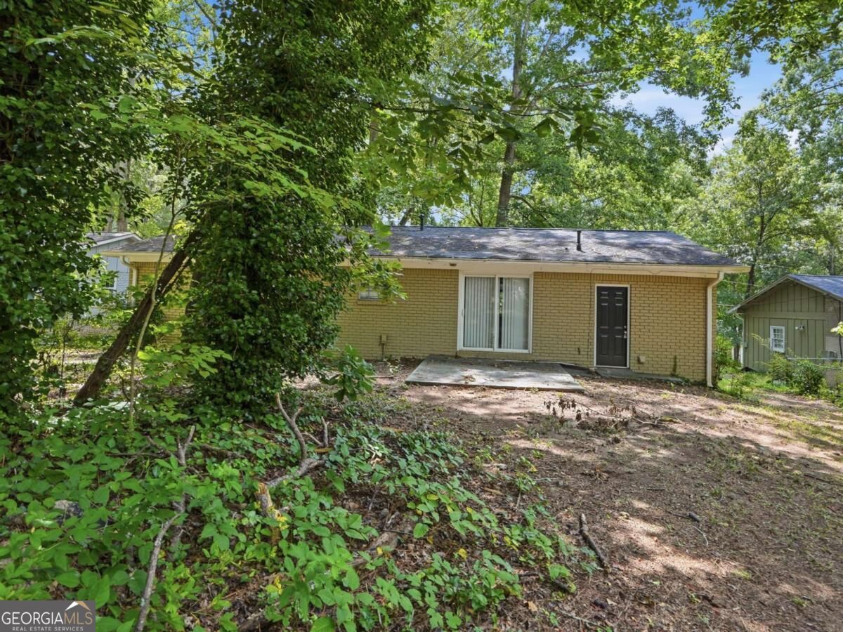 4448 Malibu Drive Property Photo 8