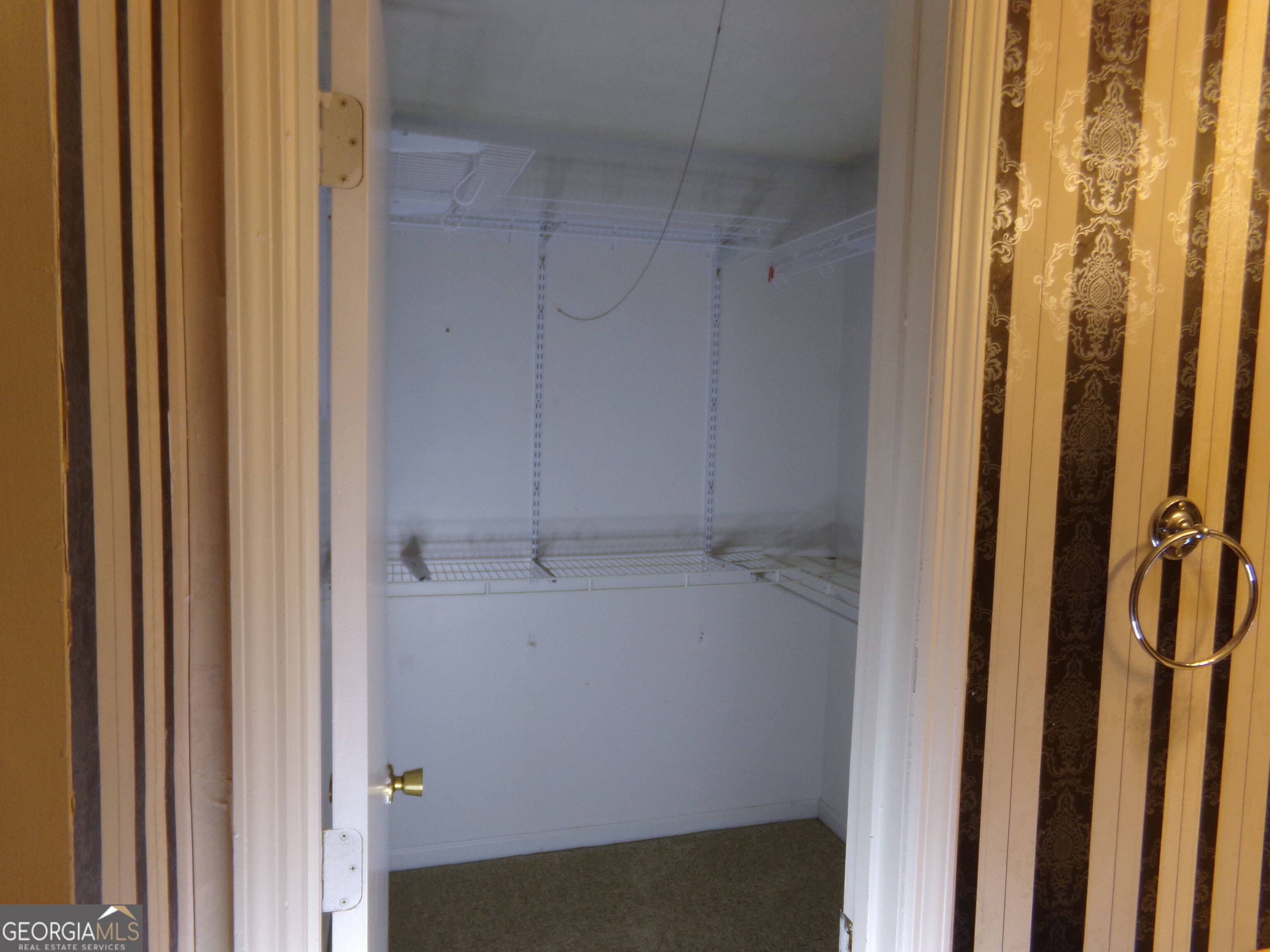 5792 Windermere Court Property Photo 9