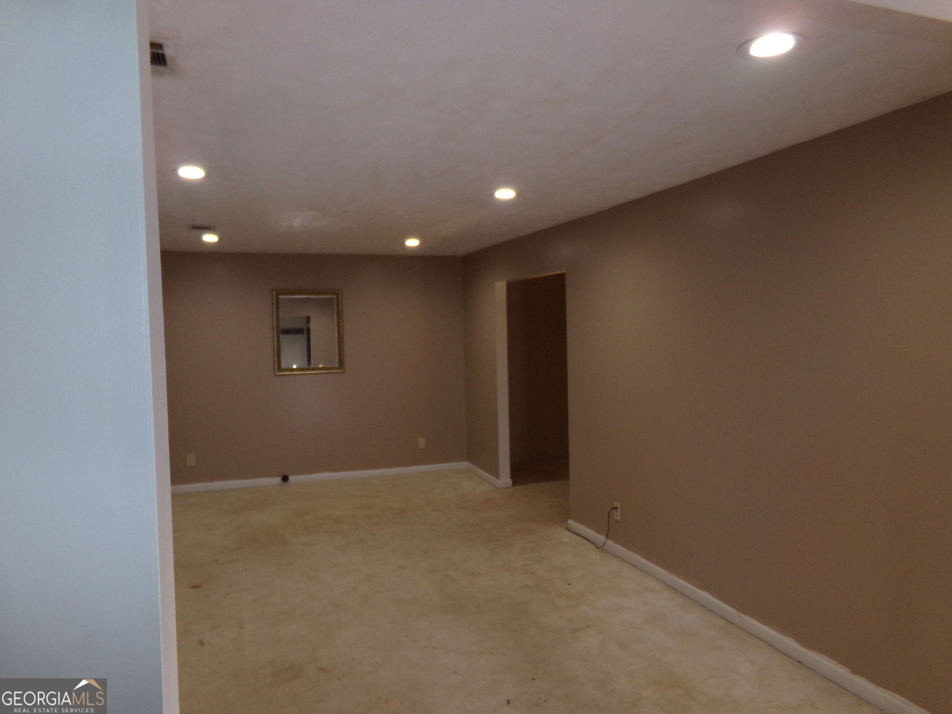 5792 Windermere Court Property Photo 25