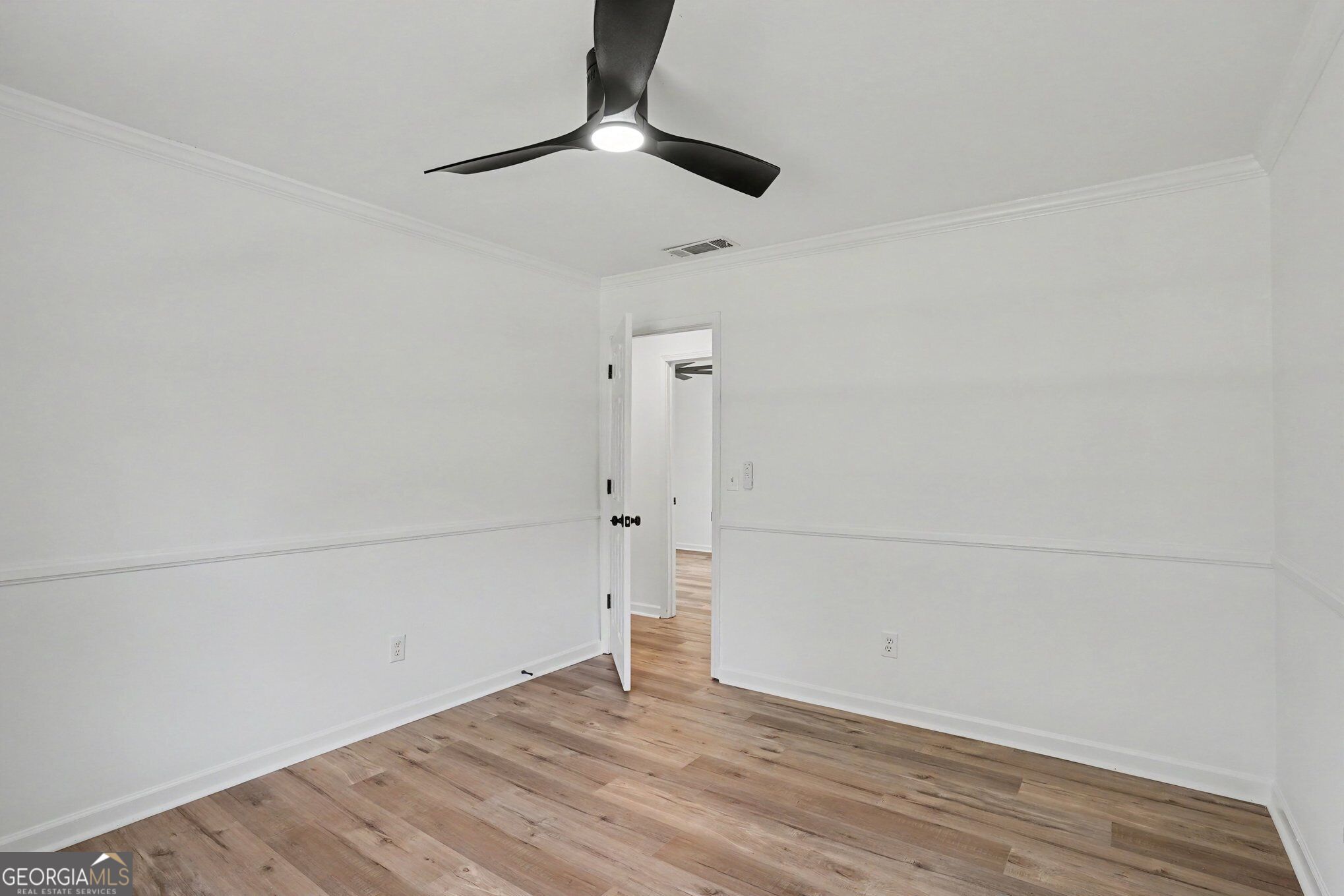 305 Veal Road Property Photo 17