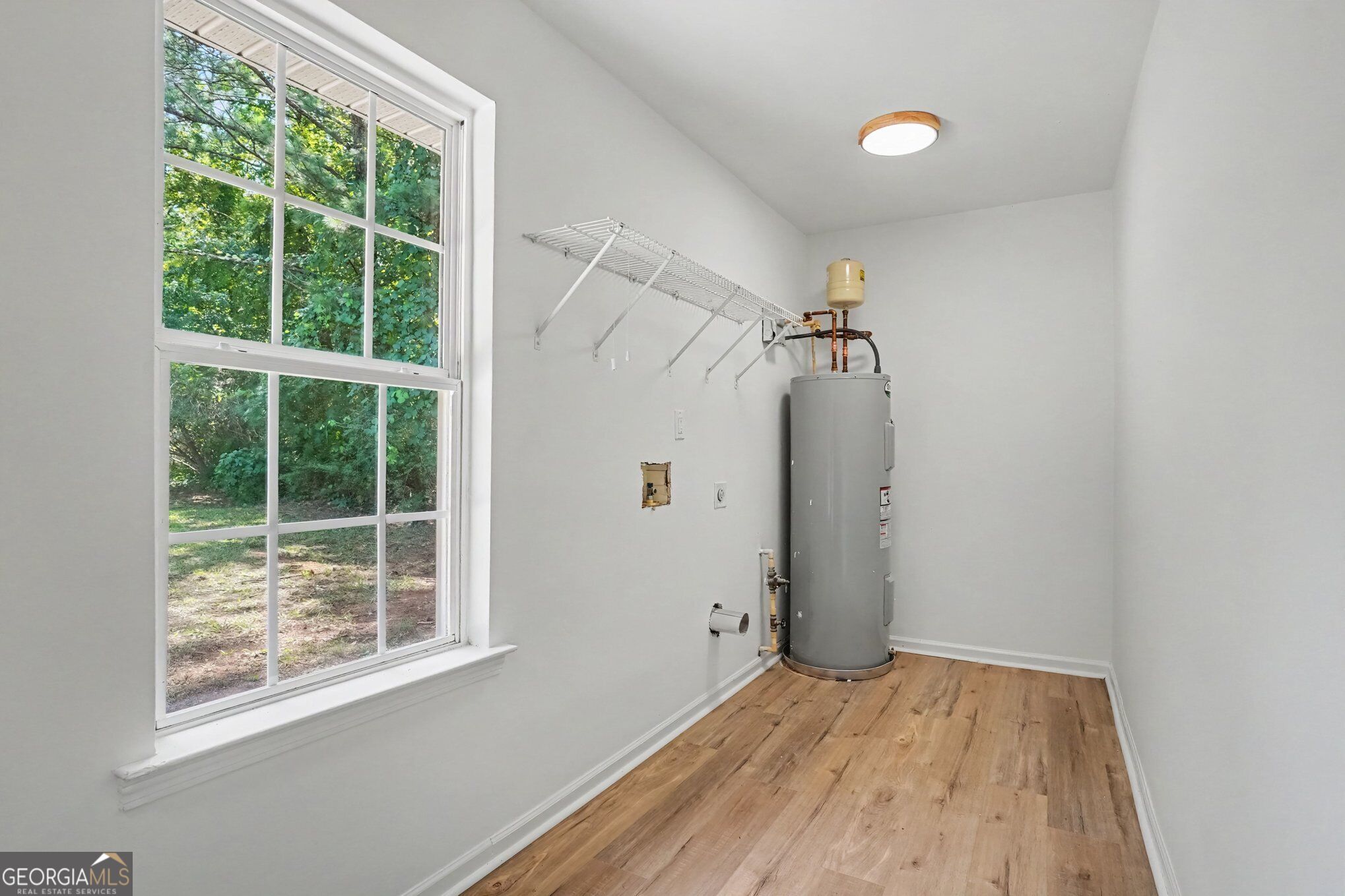 305 Veal Road Property Photo 21