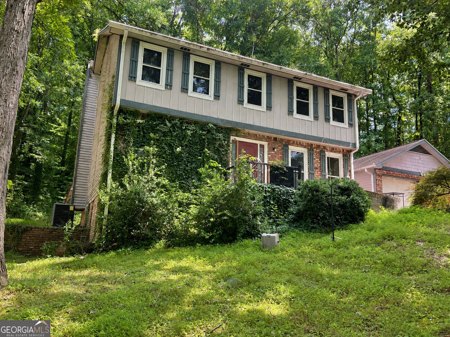 2384 Forest Green Drive Property Photo 1