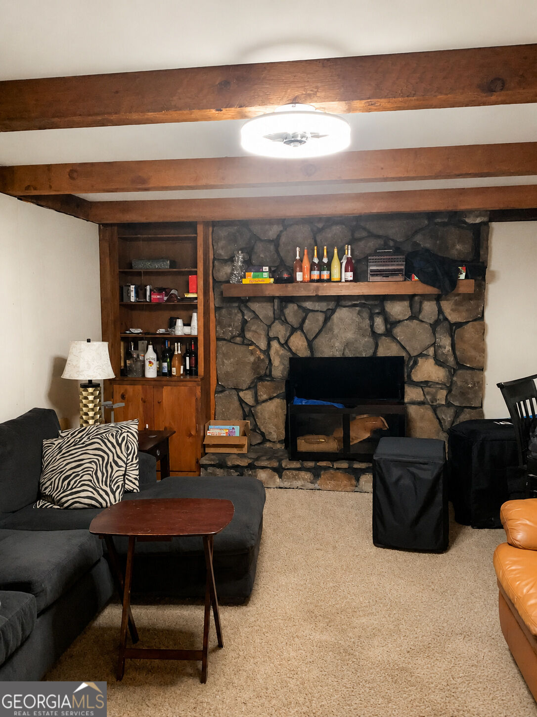 2384 Forest Green Drive Property Photo 3
