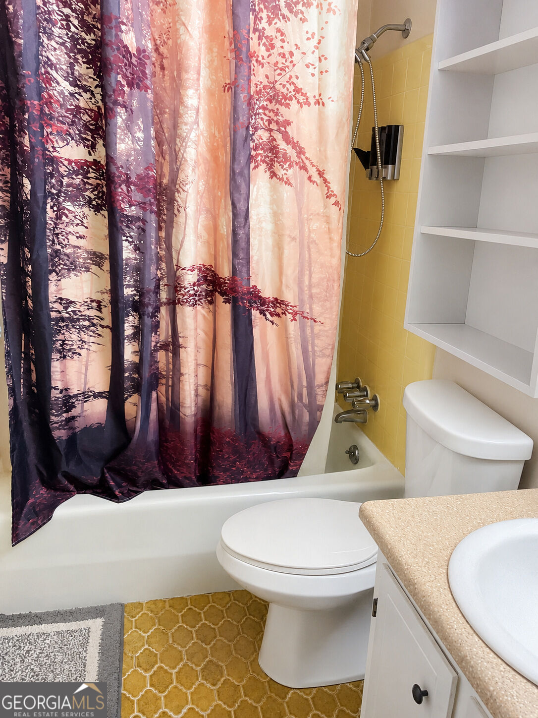 2384 Forest Green Drive Property Photo 11