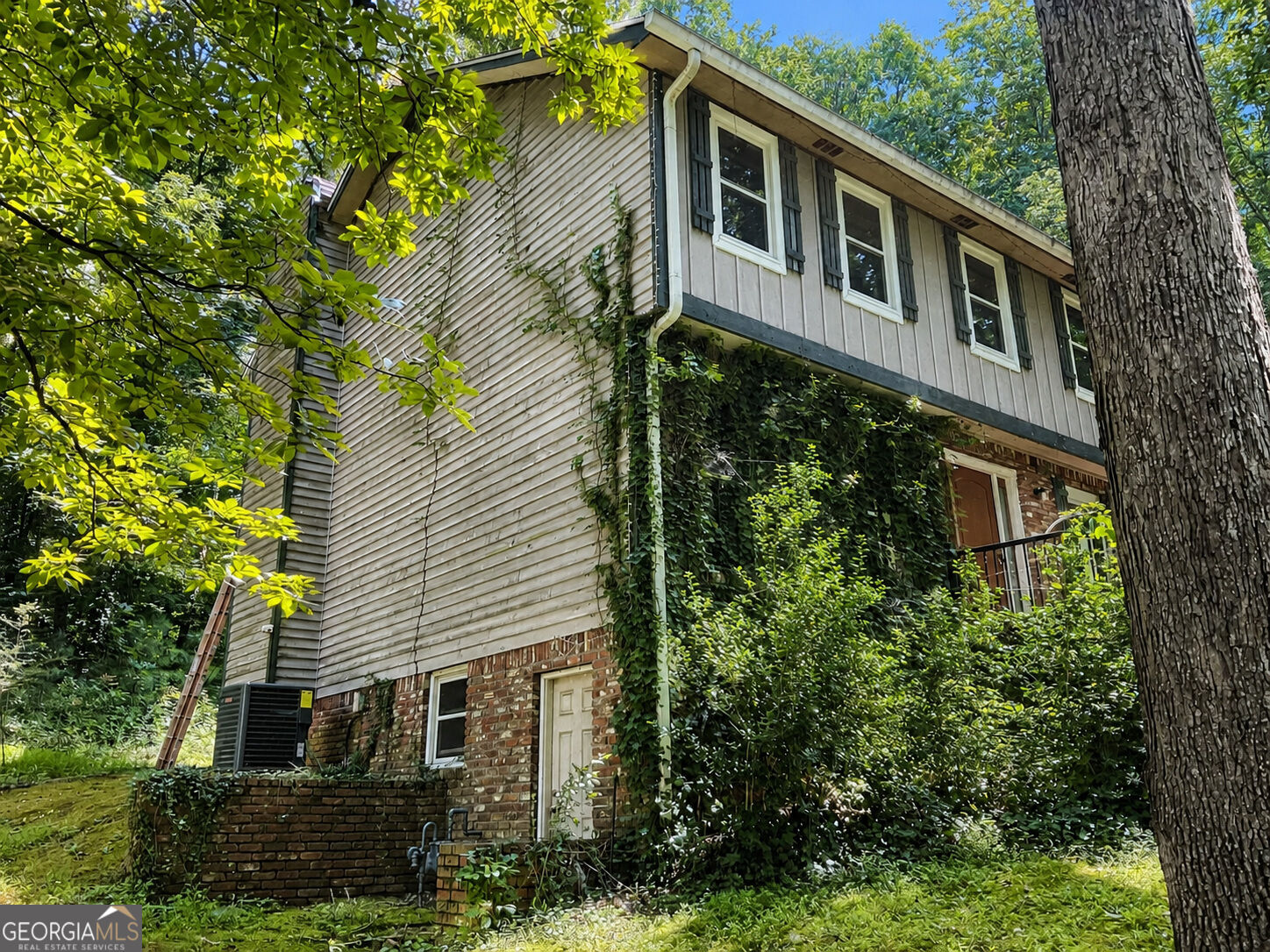 2384 Forest Green Drive Property Photo 25