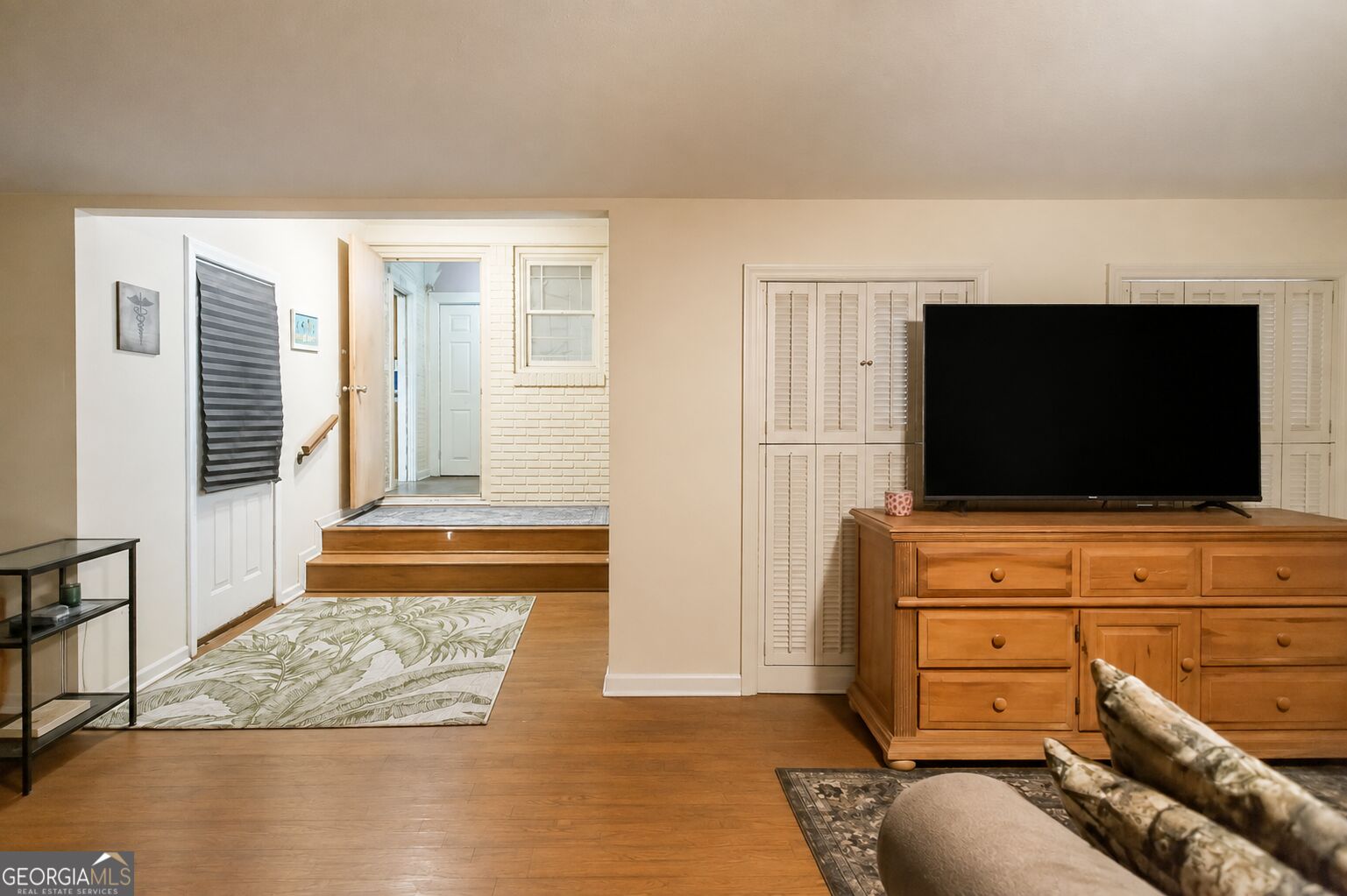 711 Holly Street Property Photo 47