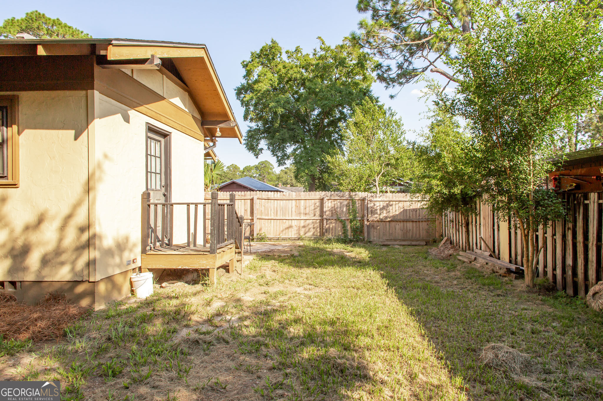 711 Holly Street Property Photo 53