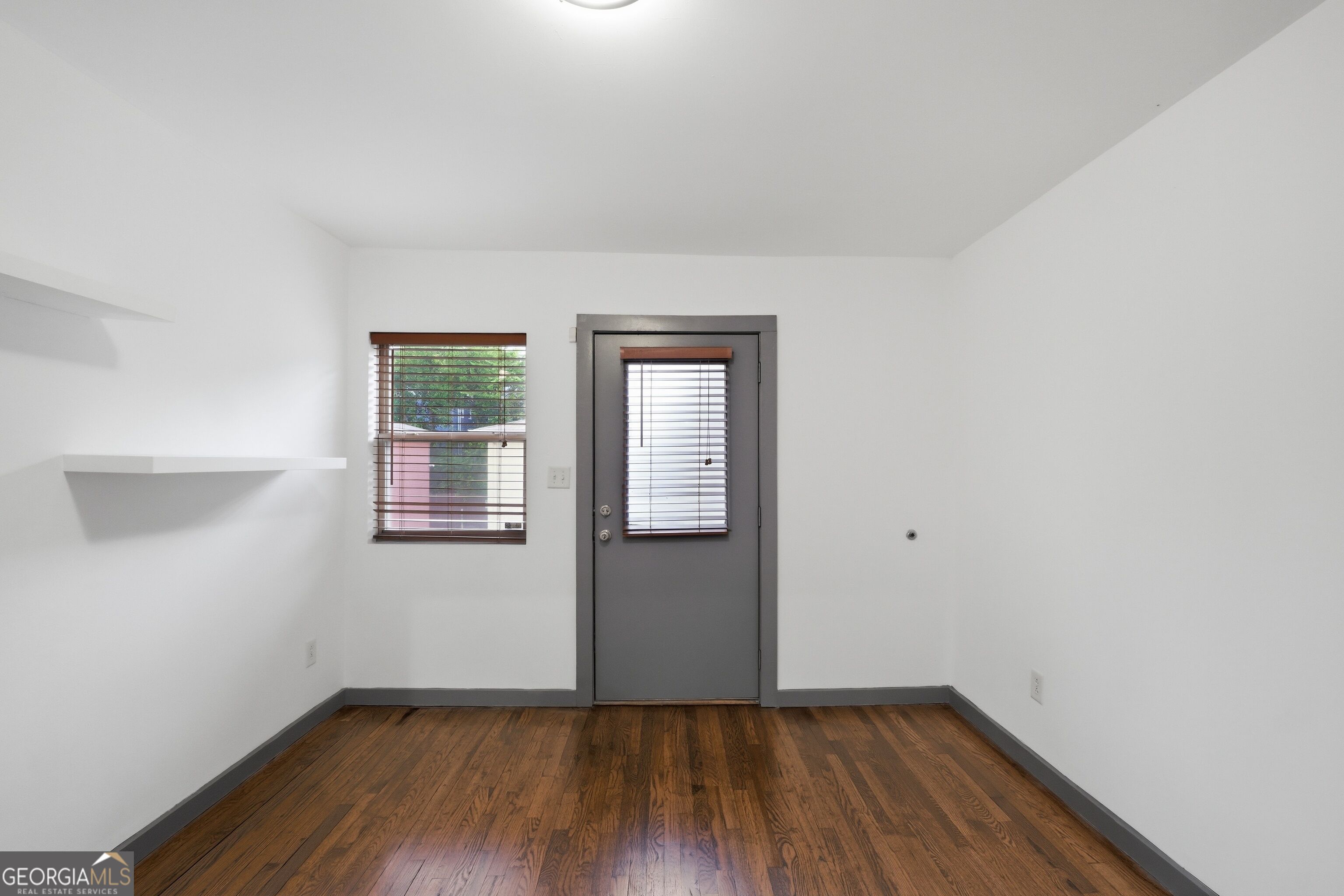 561 Formwalt Street Sw # 2 Property Photo 3