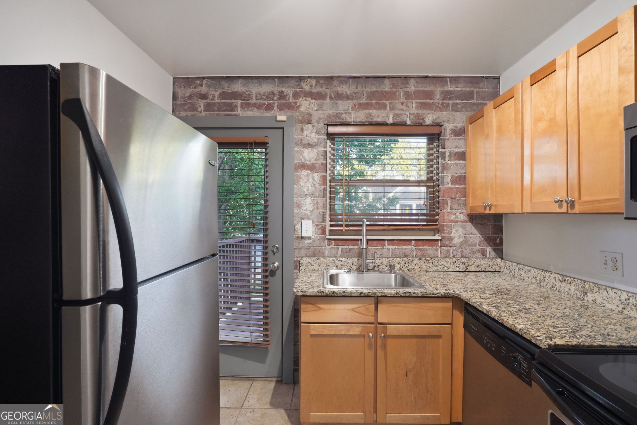 561 Formwalt Street Sw # 2 Property Photo 5