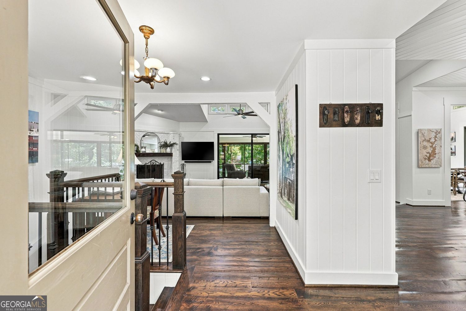 1123 Chestatee Point Property Photo 8