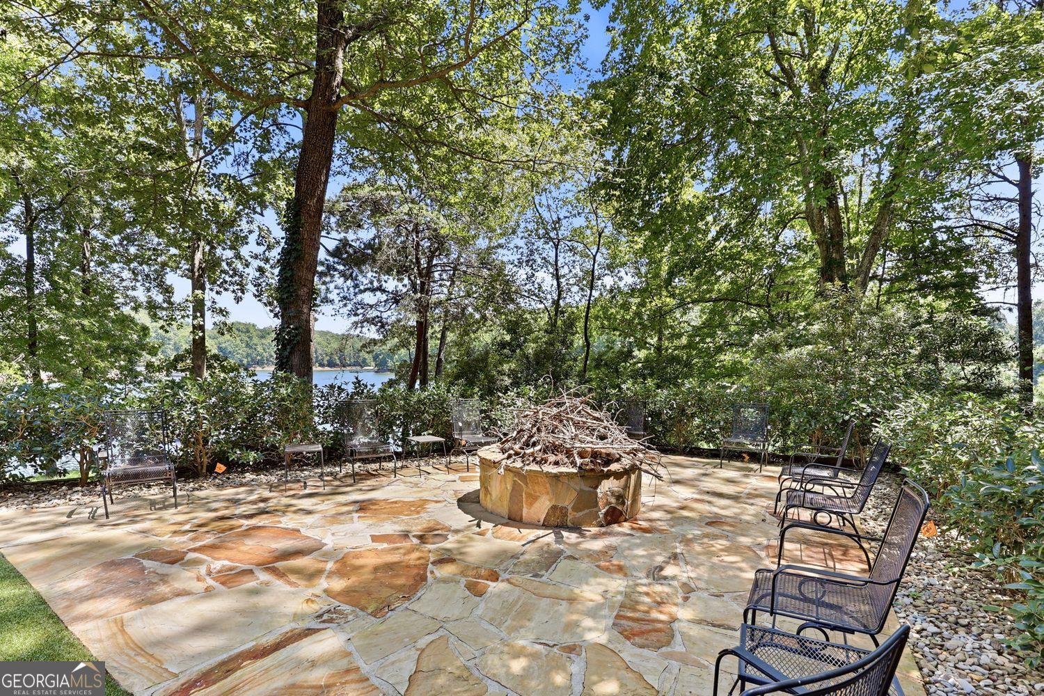 1123 Chestatee Point Property Photo 24