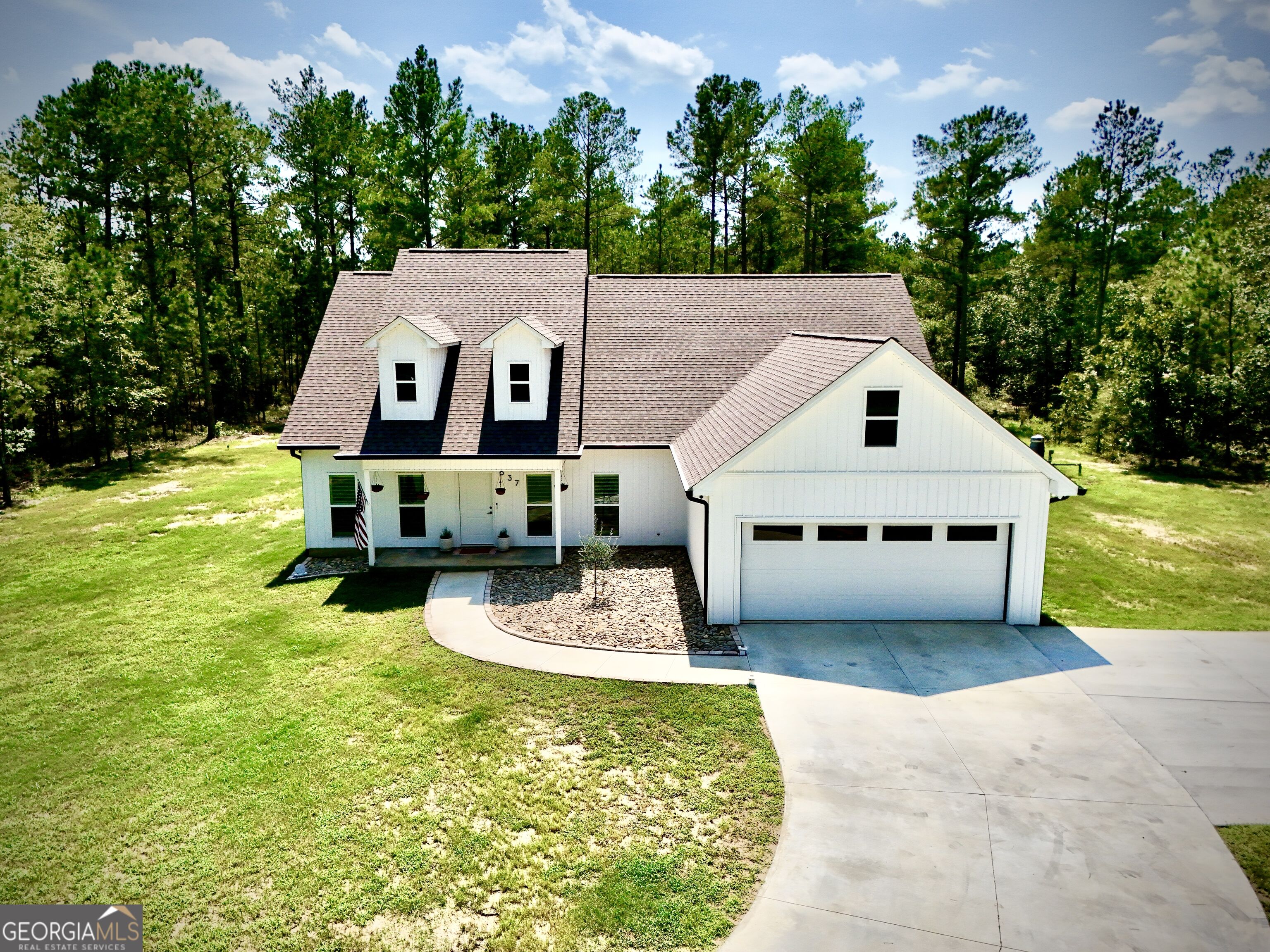 637 Chieftain Trail Property Photo 1