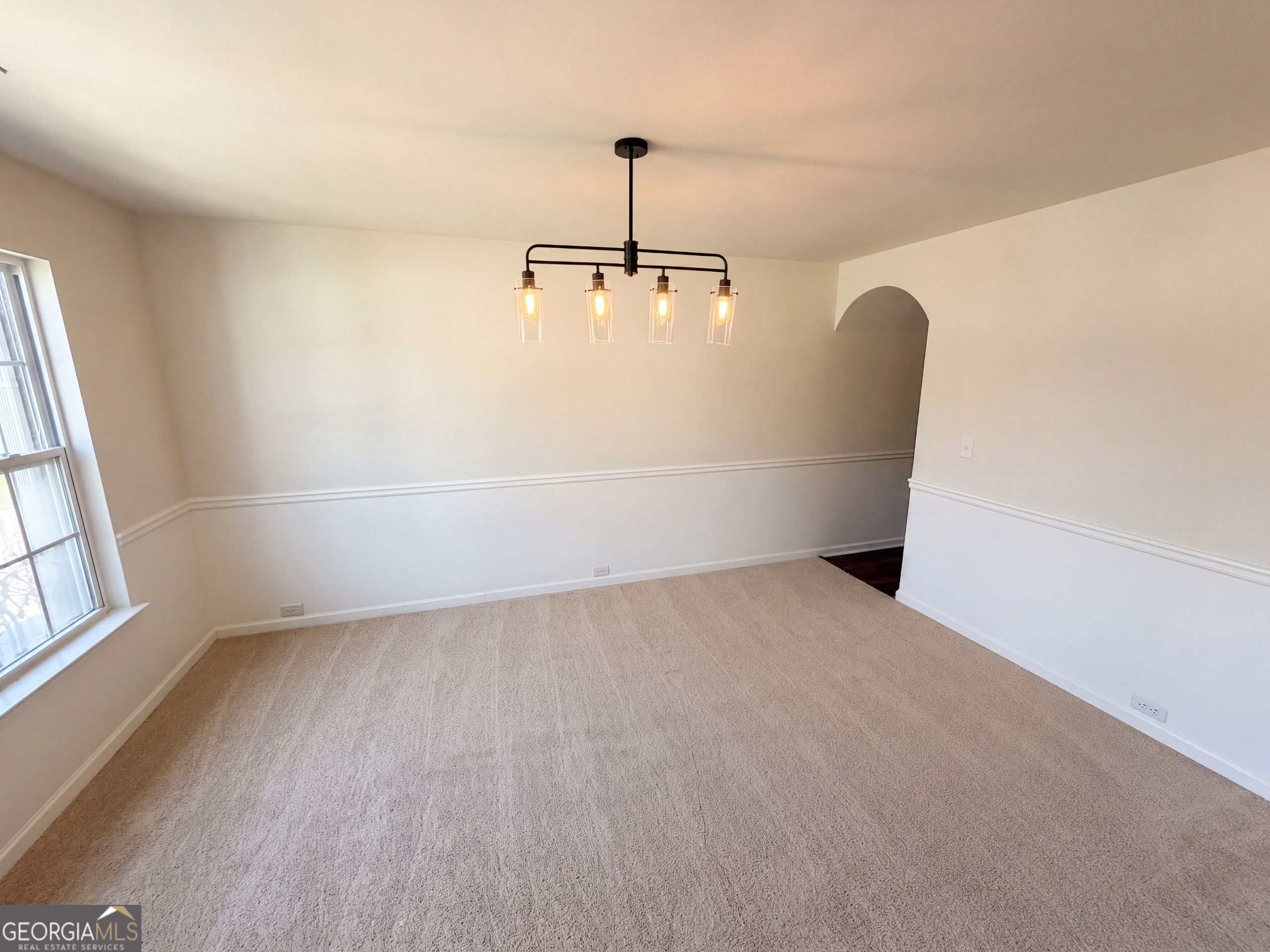 538 Walnut Way Property Photo 6