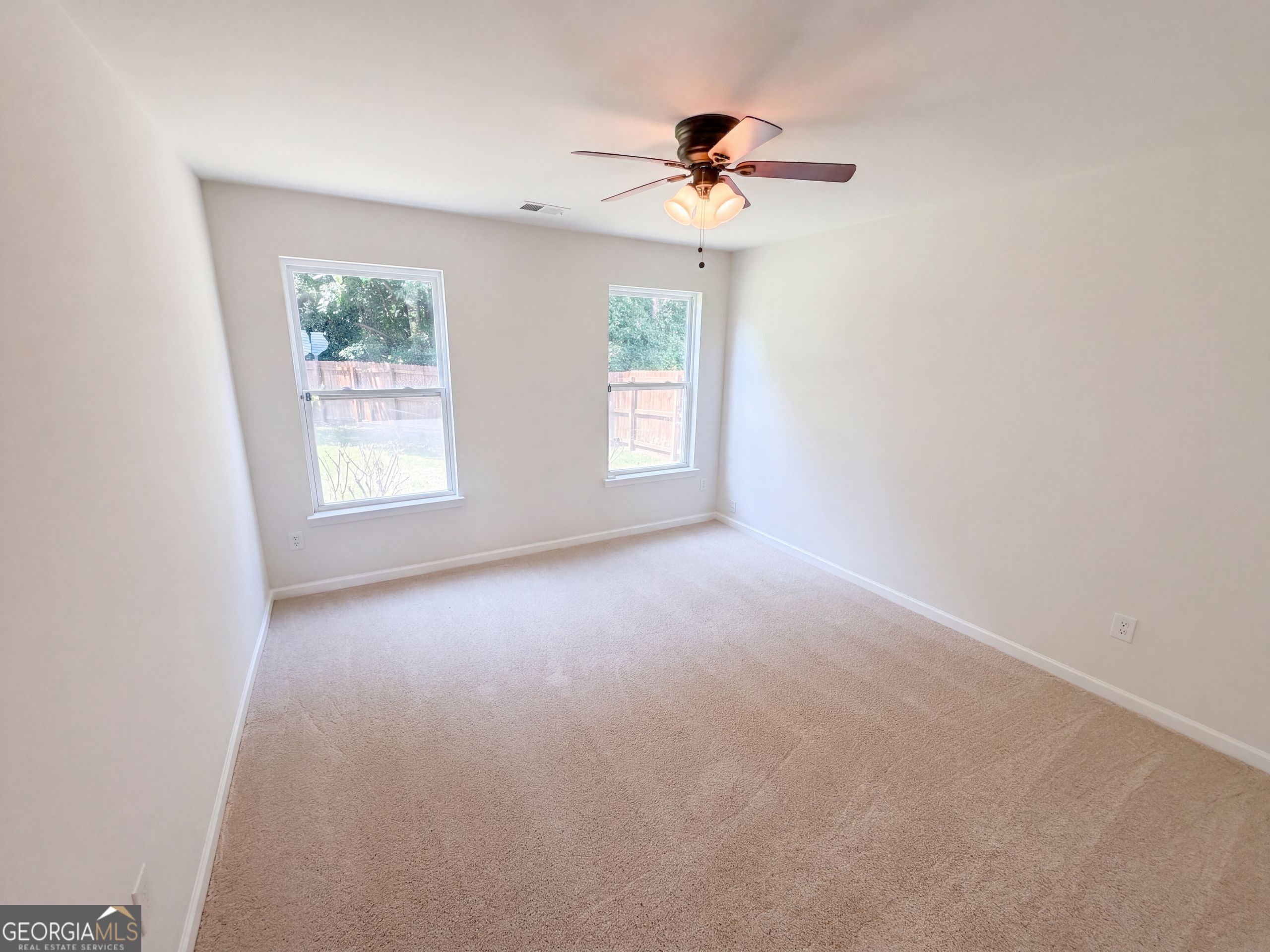 538 Walnut Way Property Photo 7
