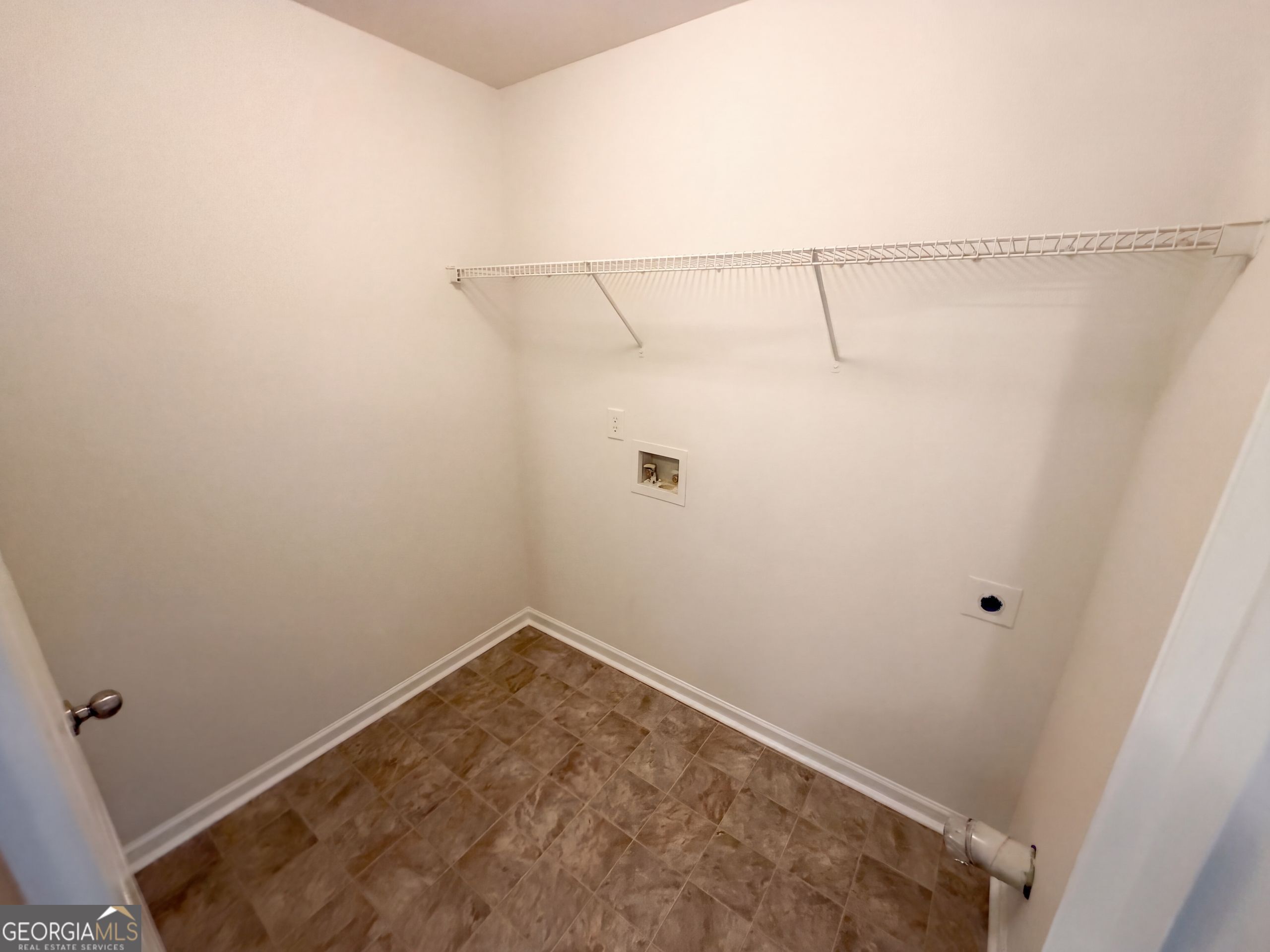 538 Walnut Way Property Photo 16