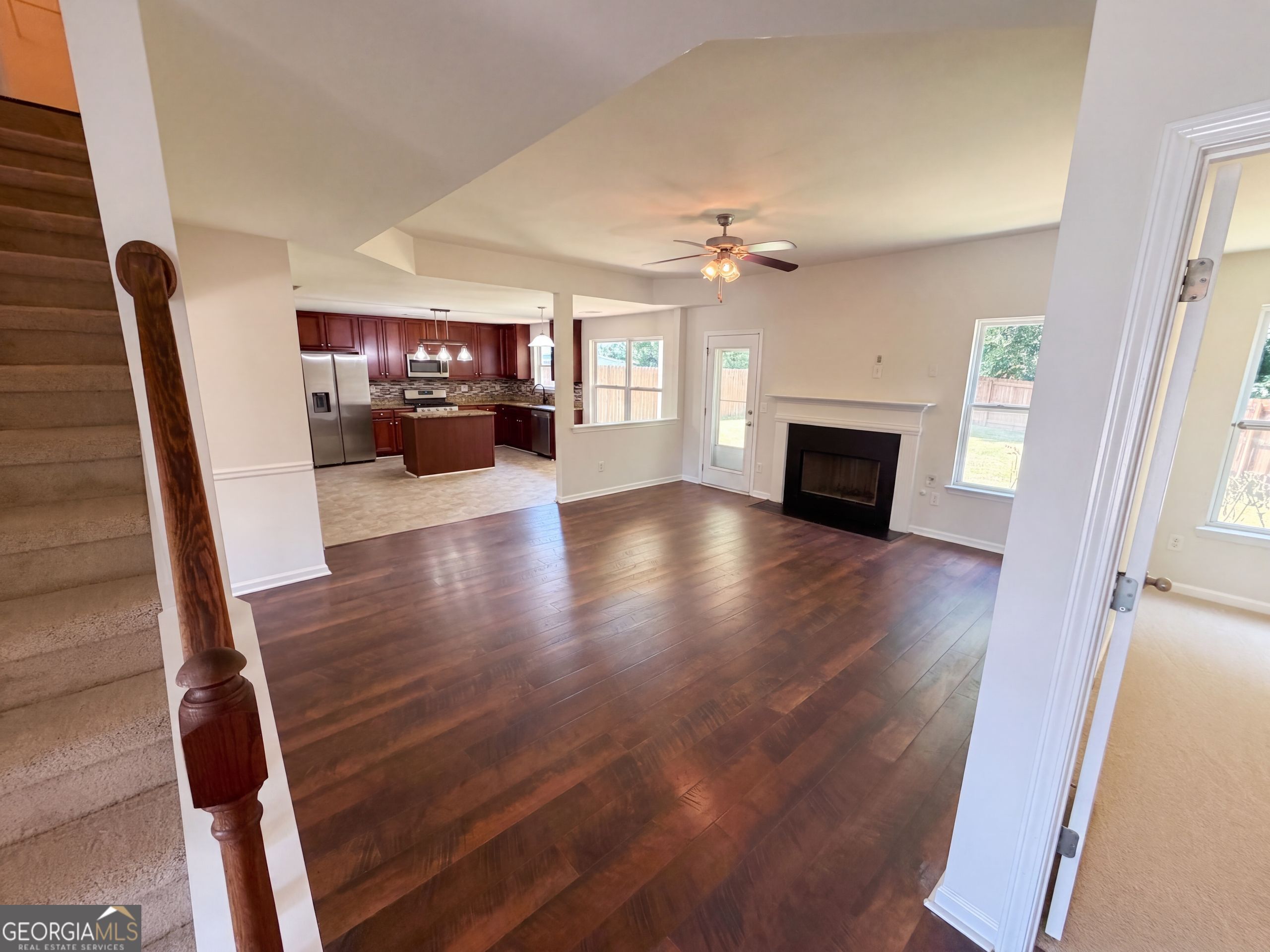 538 Walnut Way Property Photo 18