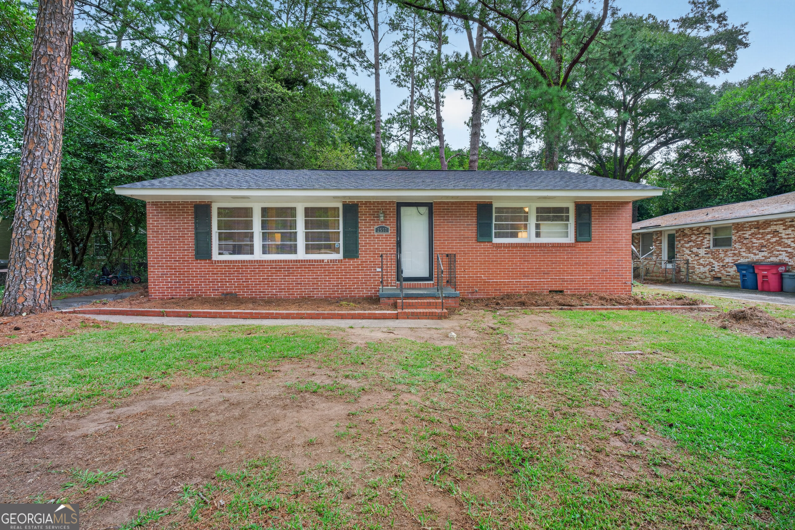 2557 Delano Drive Property Photo 3
