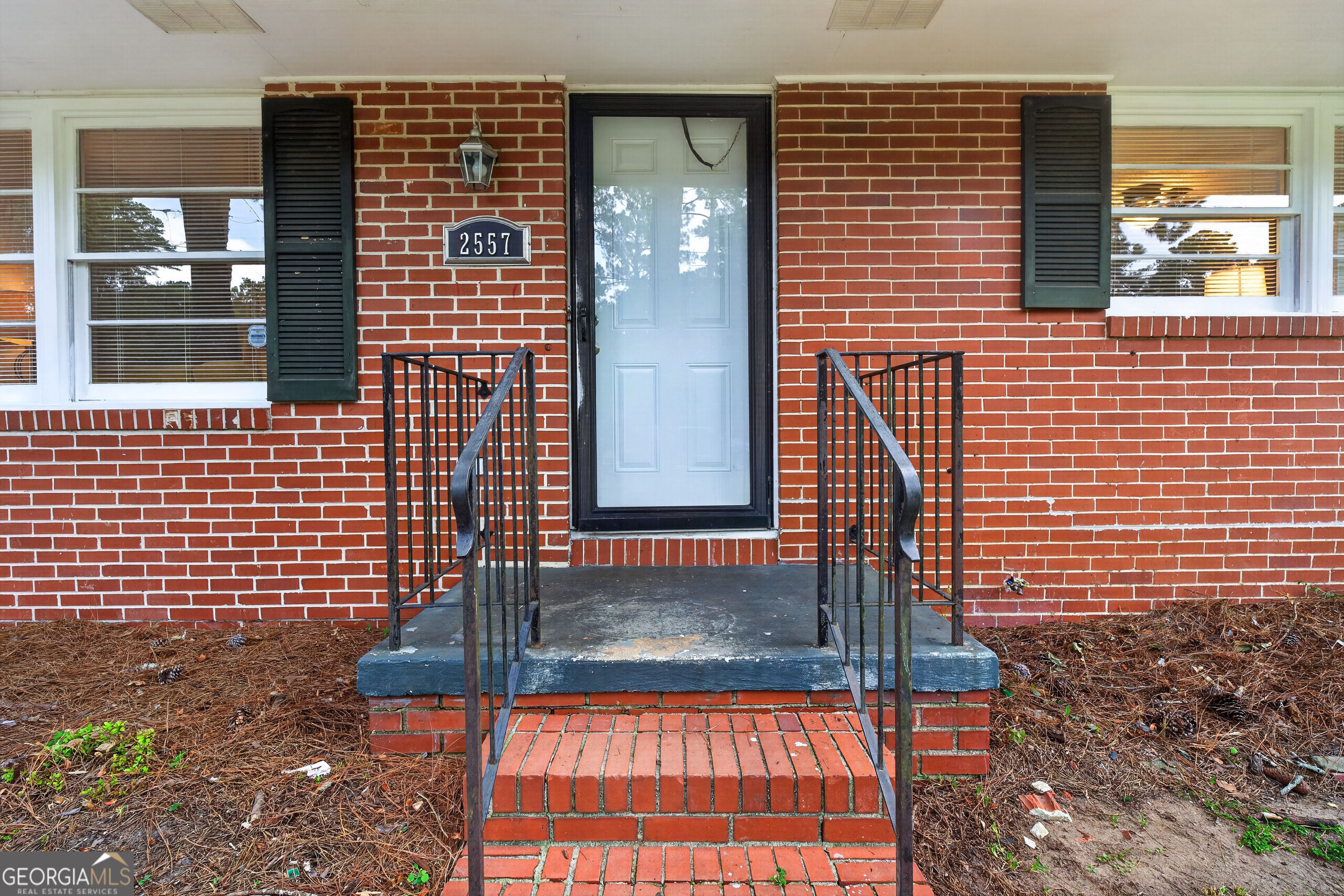 2557 Delano Drive Property Photo 5