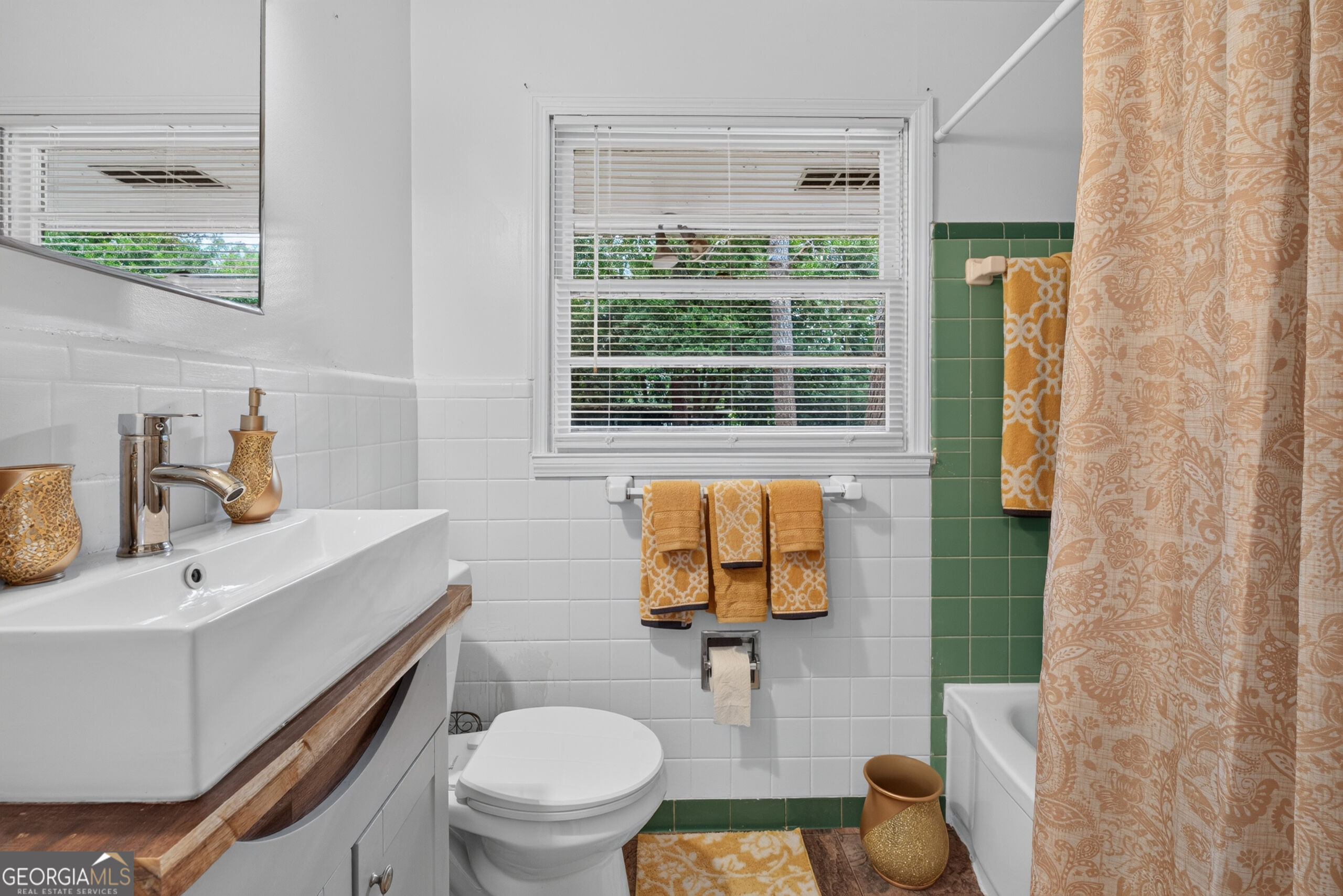2557 Delano Drive Property Photo 29