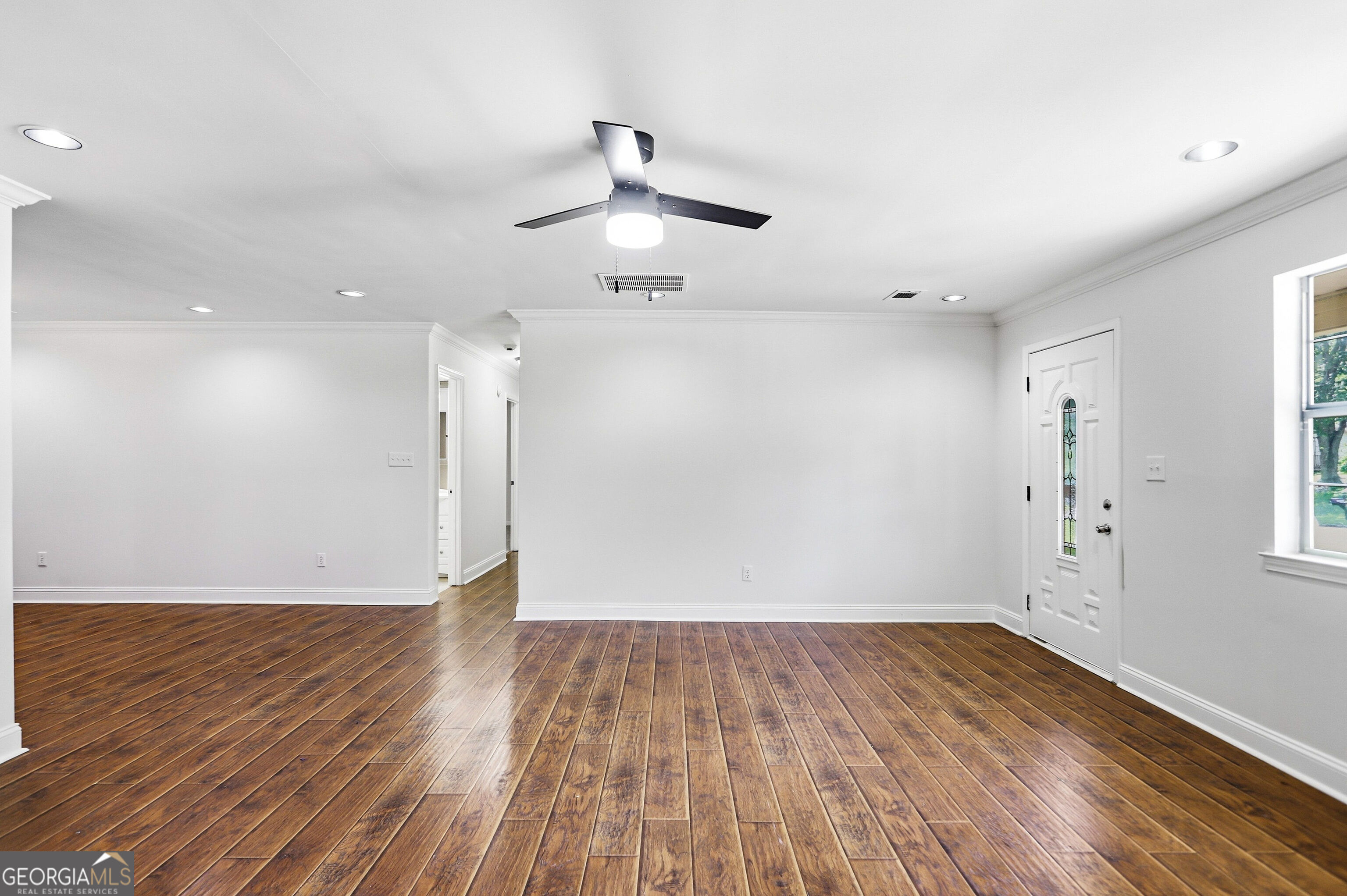3772 Charlotte Drive Property Photo 6