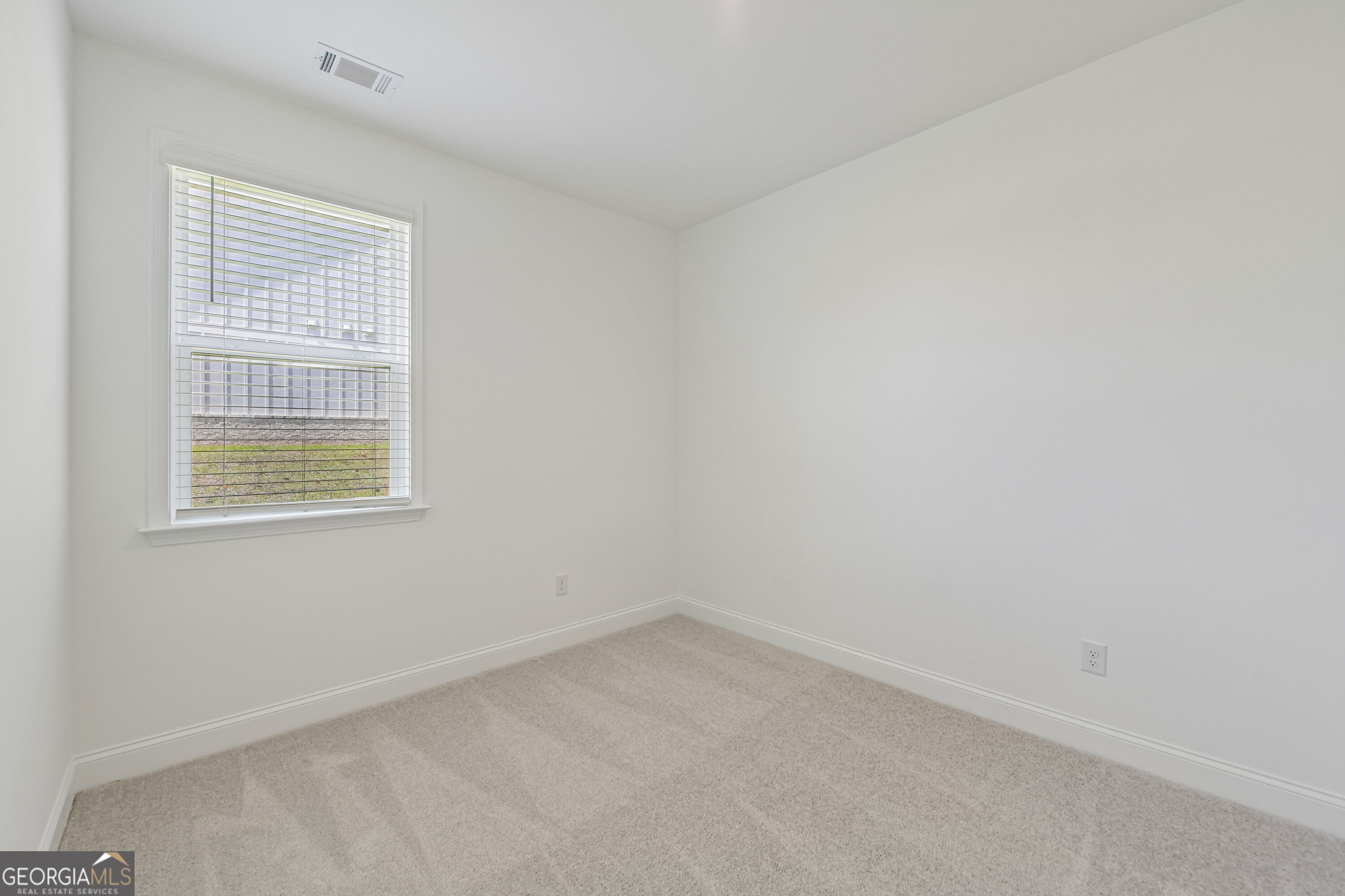 228 Flat Shoal Drive Property Photo 5