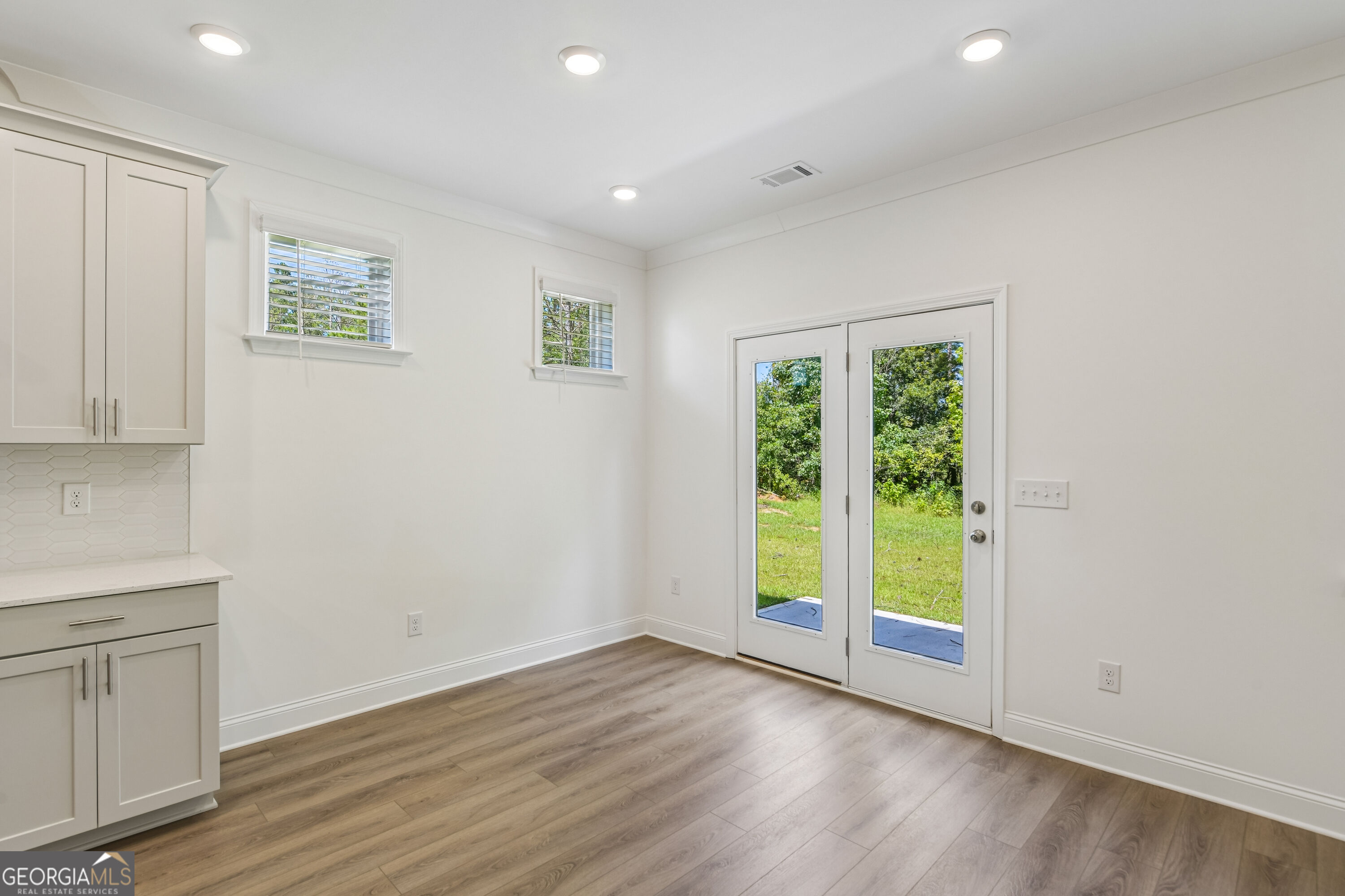 228 Flat Shoal Drive Property Photo 14