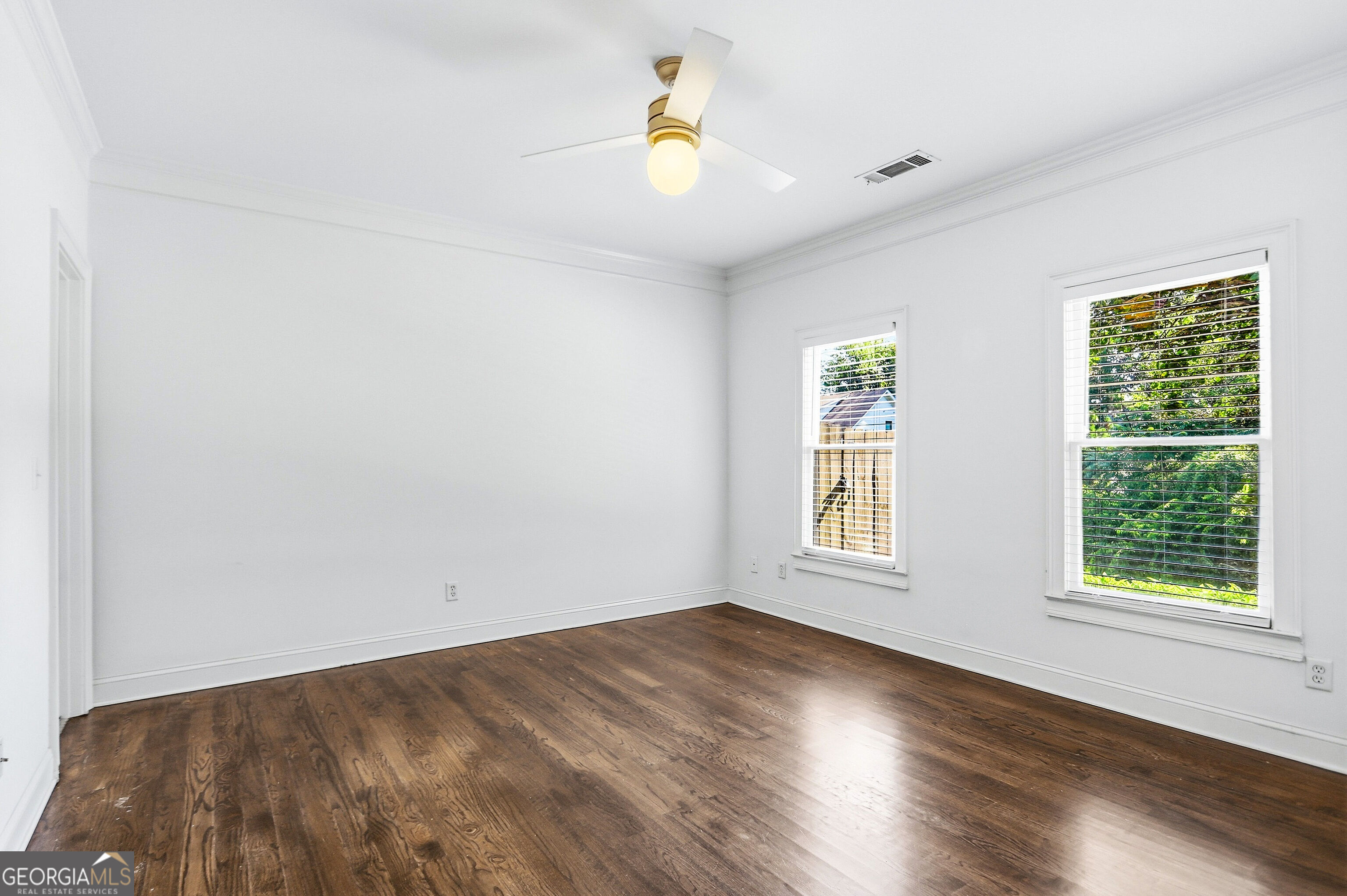 64 Bass Street Se Property Photo 4
