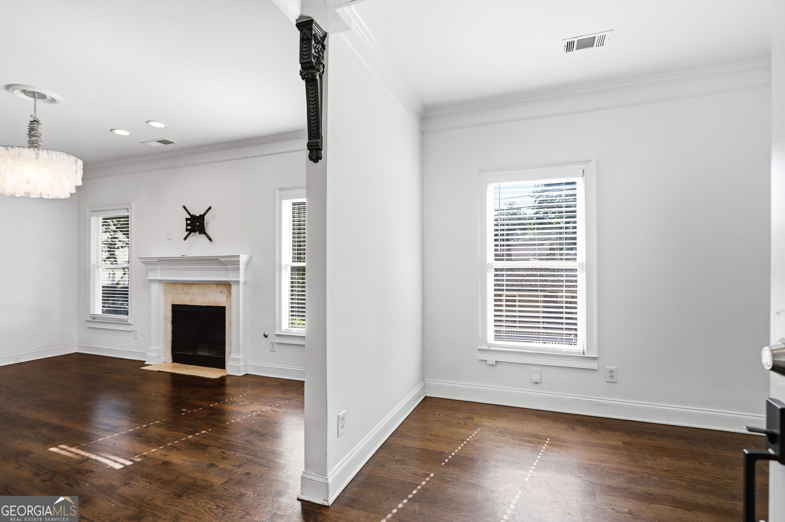 64 Bass Street Se Property Photo 11