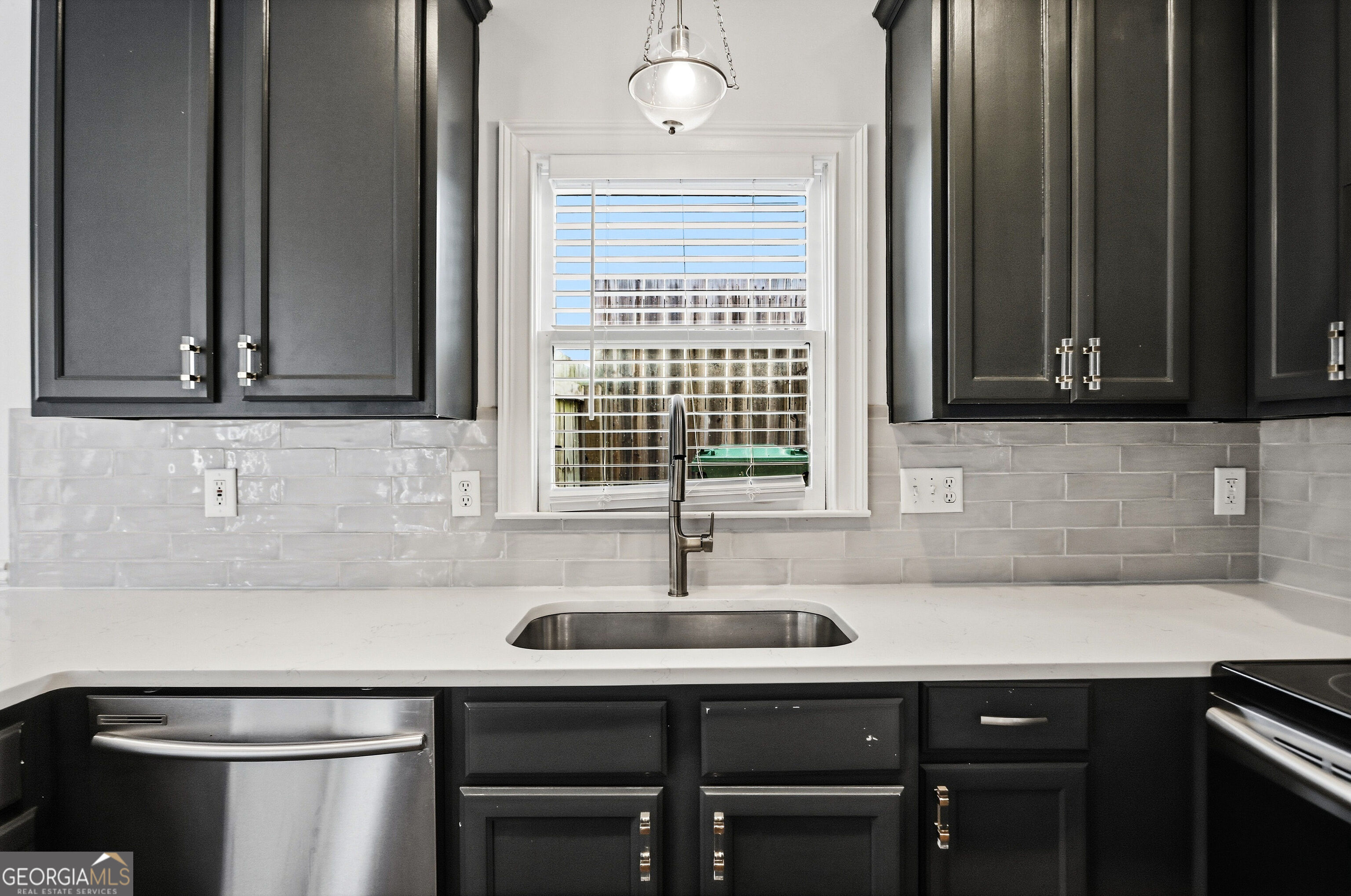 64 Bass Street Se Property Photo 14