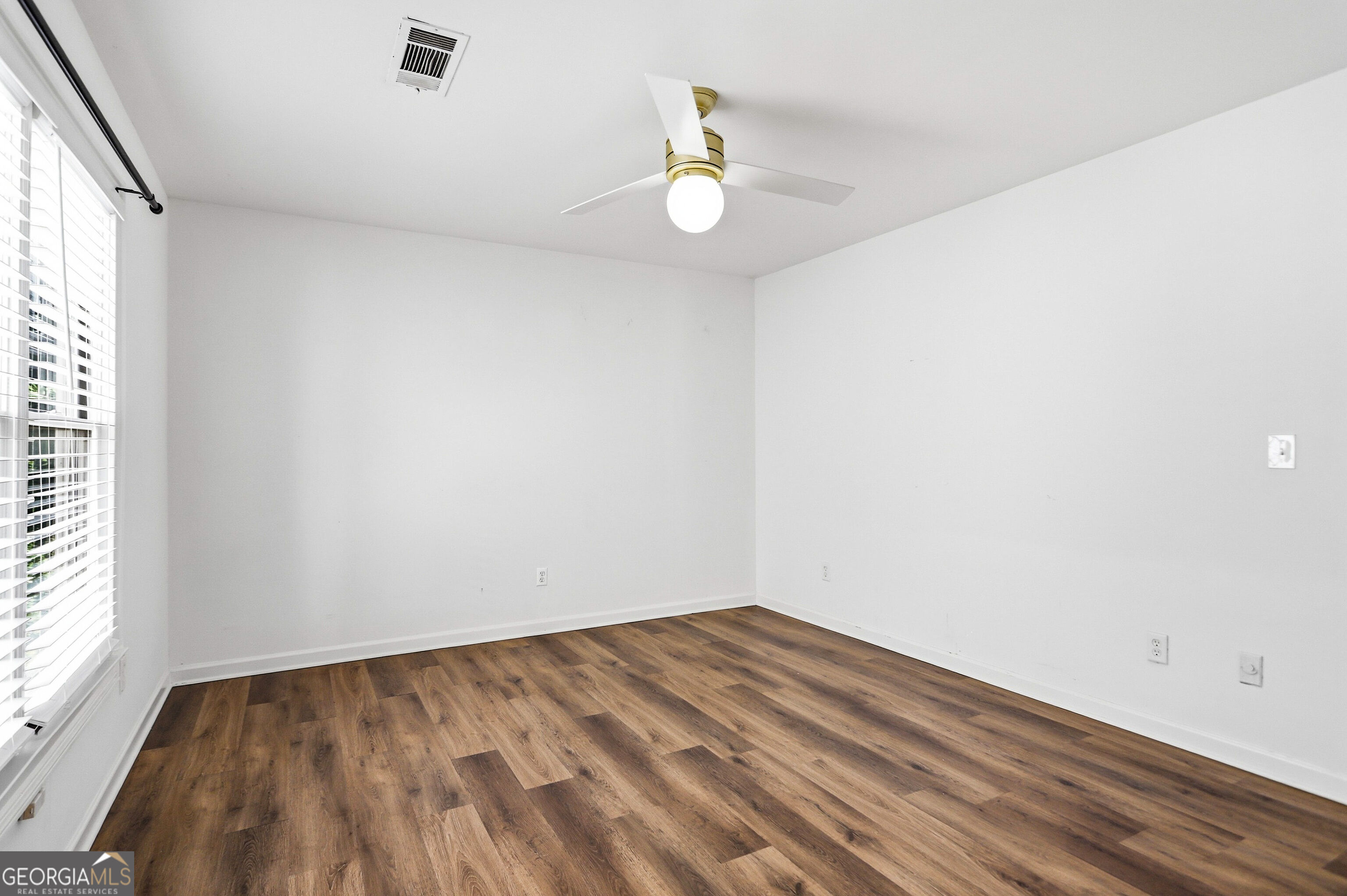 64 Bass Street Se Property Photo 18