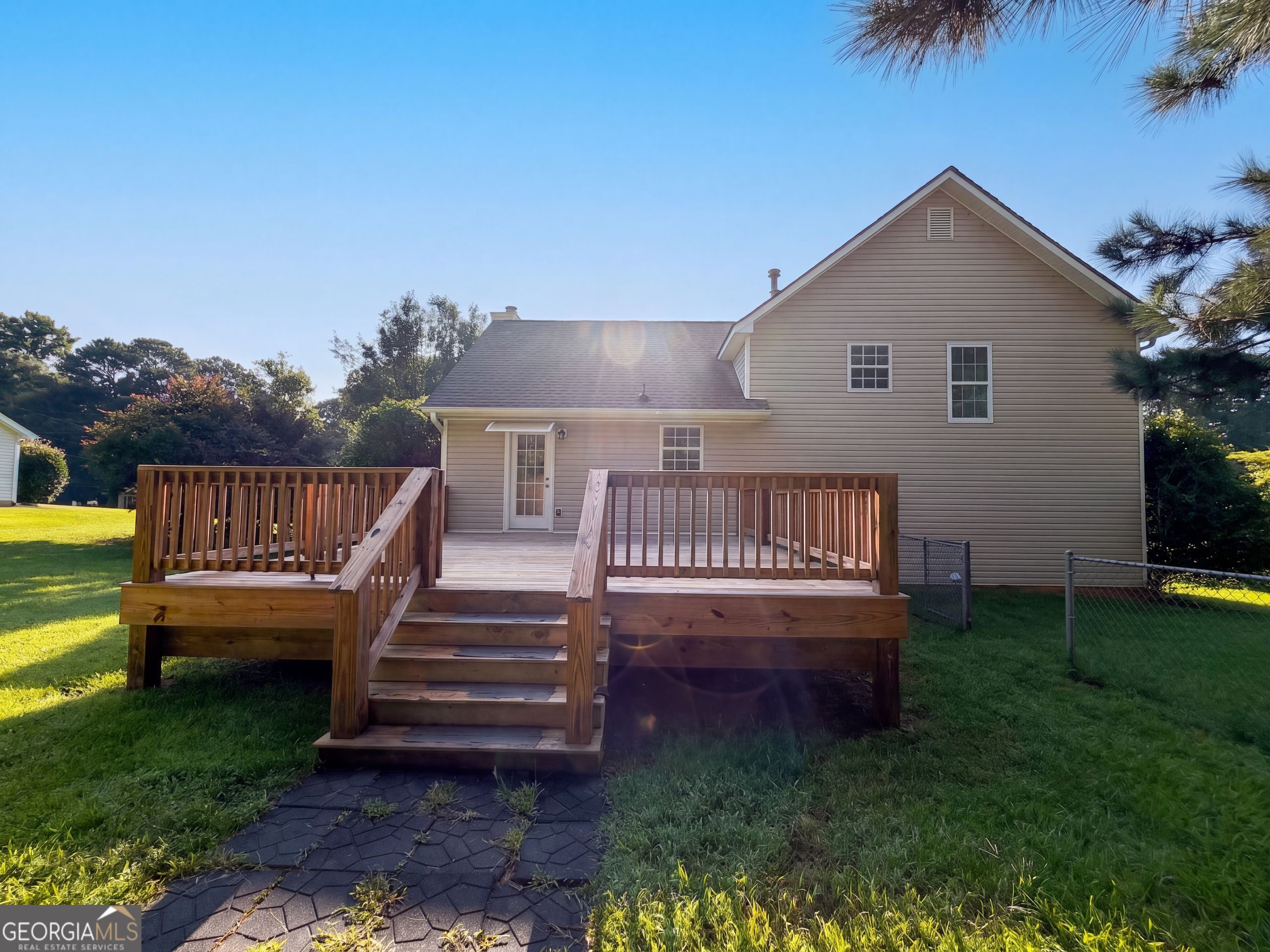 233 Temple Terrace Property Photo 5