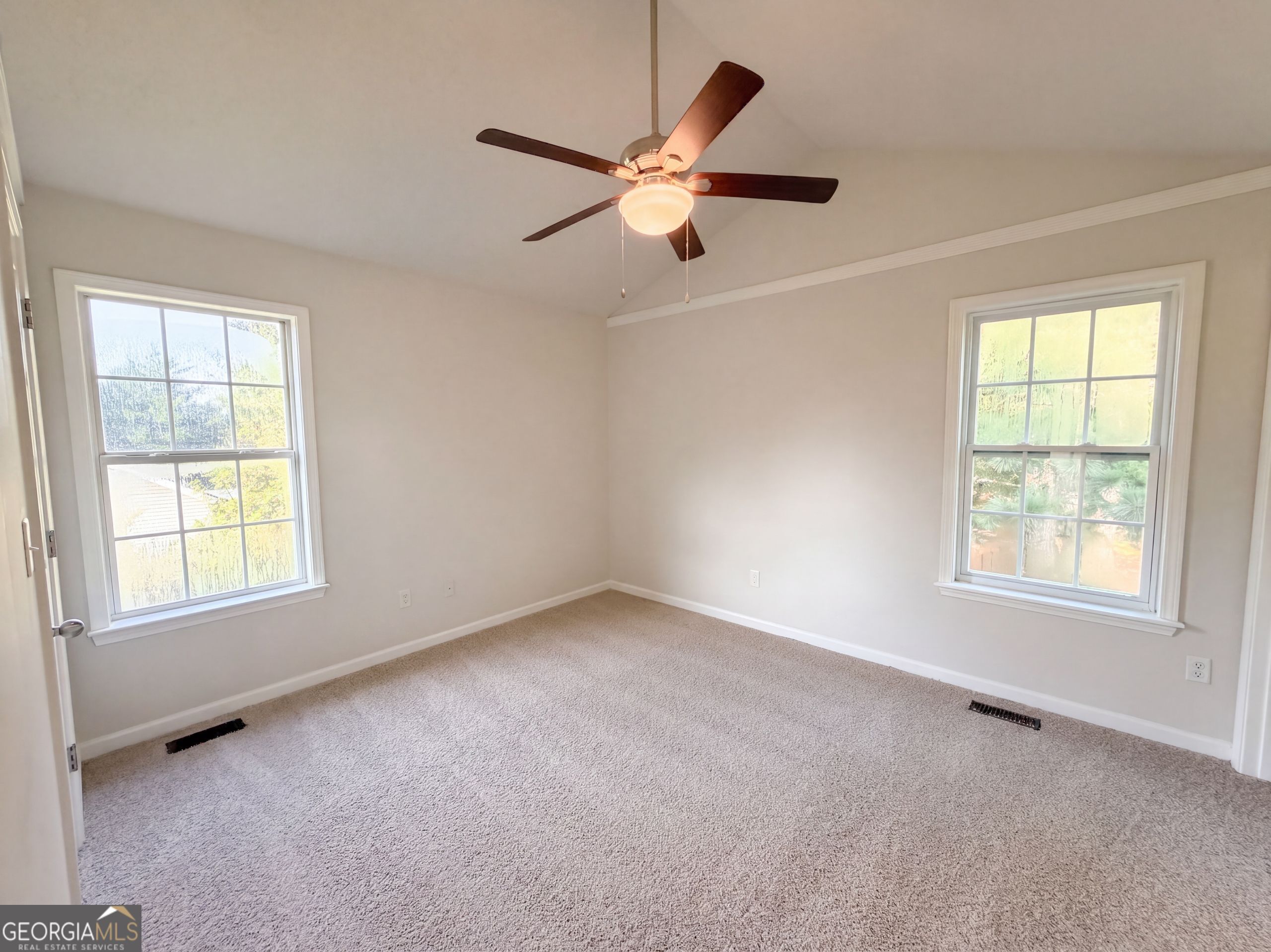 233 Temple Terrace Property Photo 12