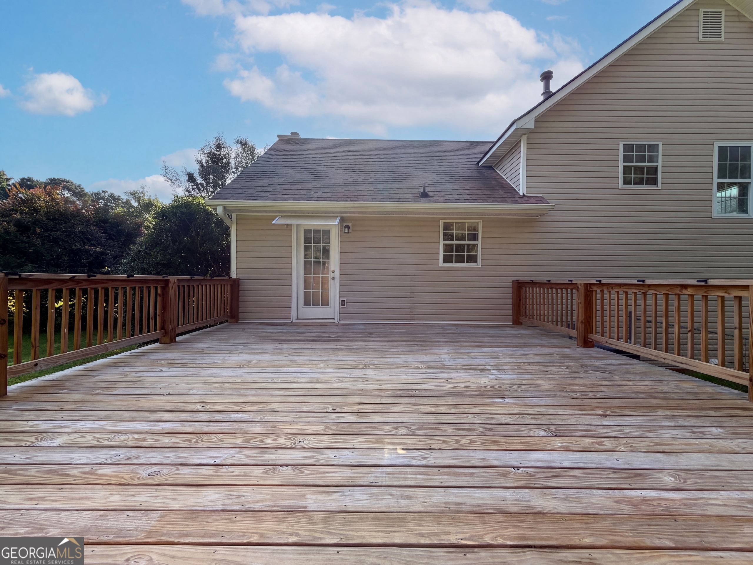 233 Temple Terrace Property Photo 25