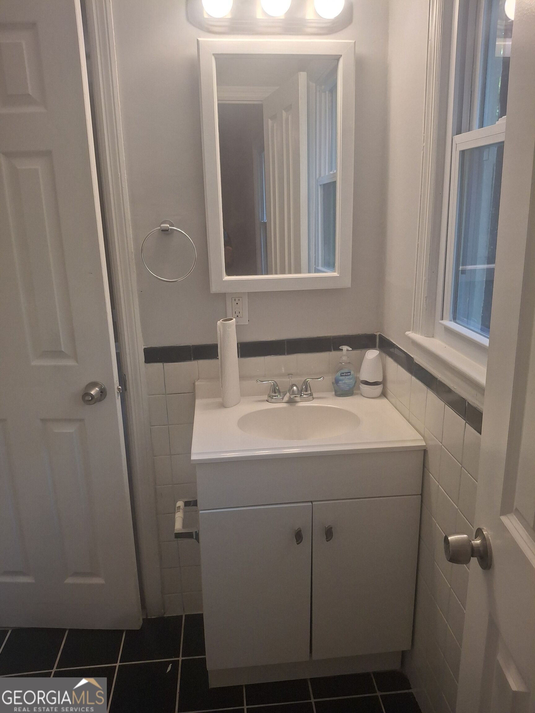 5709 Satterfield Drive Property Photo 14