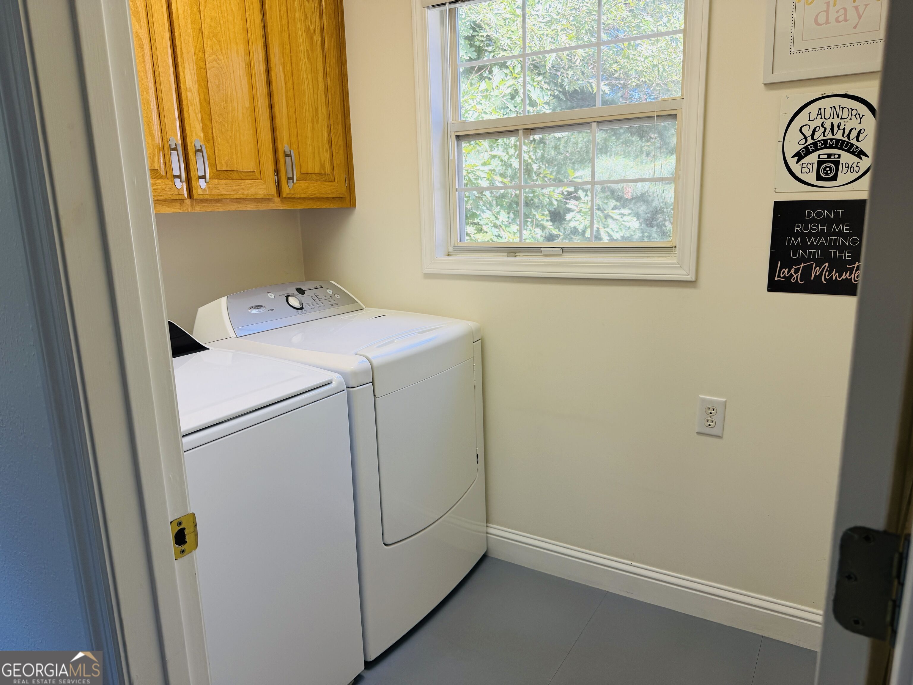 1533 John Smith Road E Property Photo 22