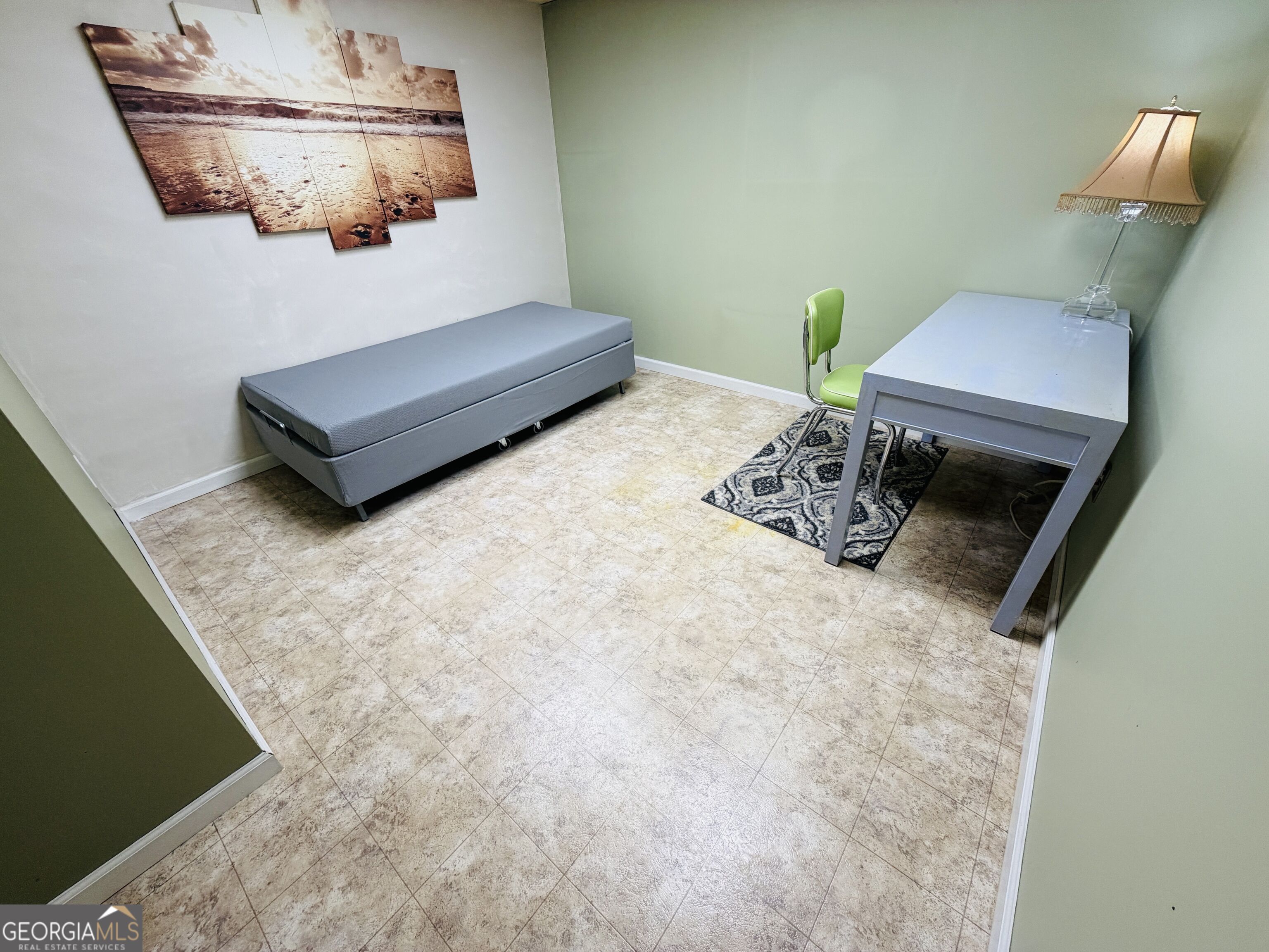 1533 John Smith Road E Property Photo 41